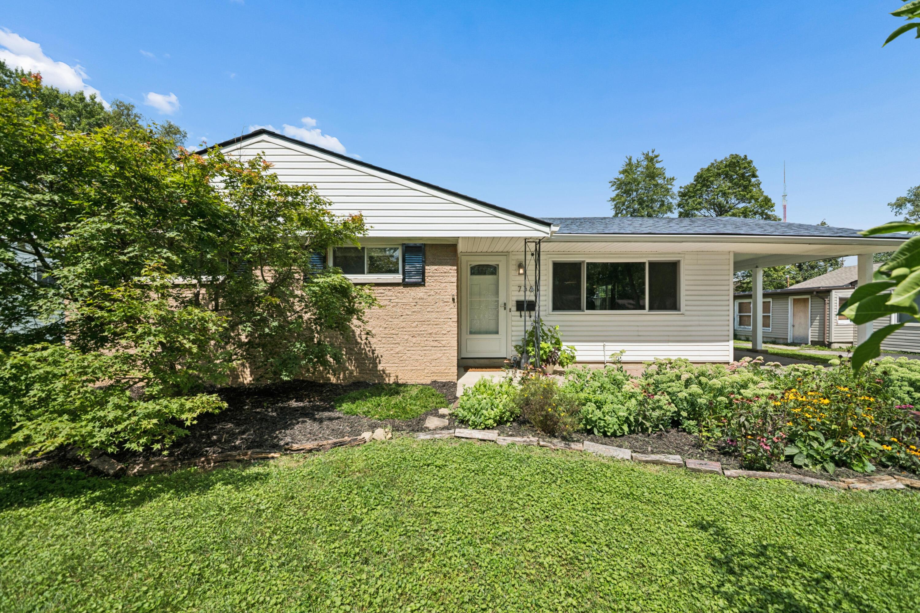 738 Kettering Road Property Photo 1