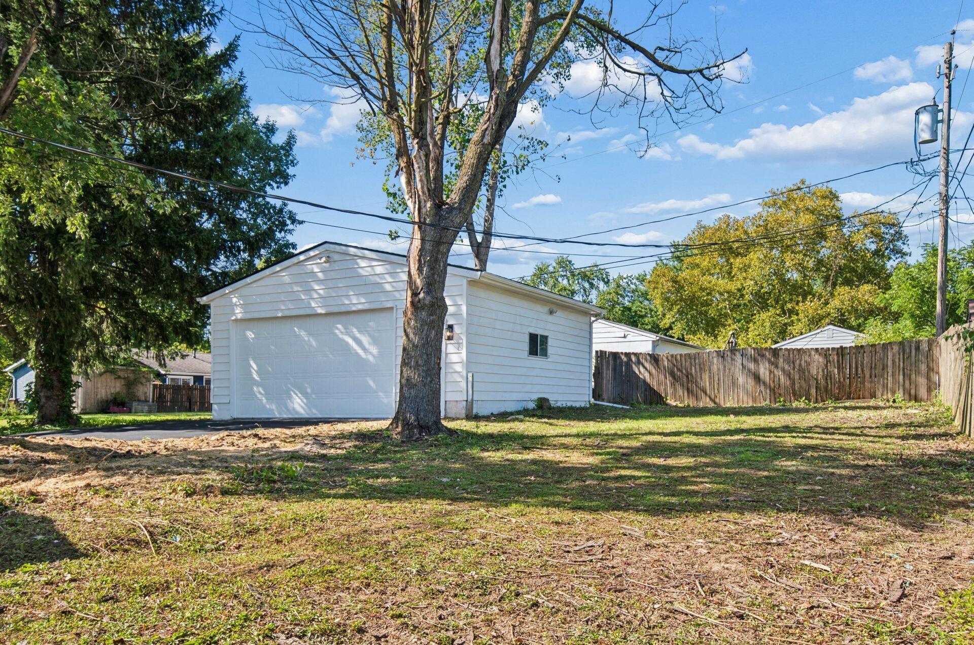 3350 Vickers Drive Property Photo 27