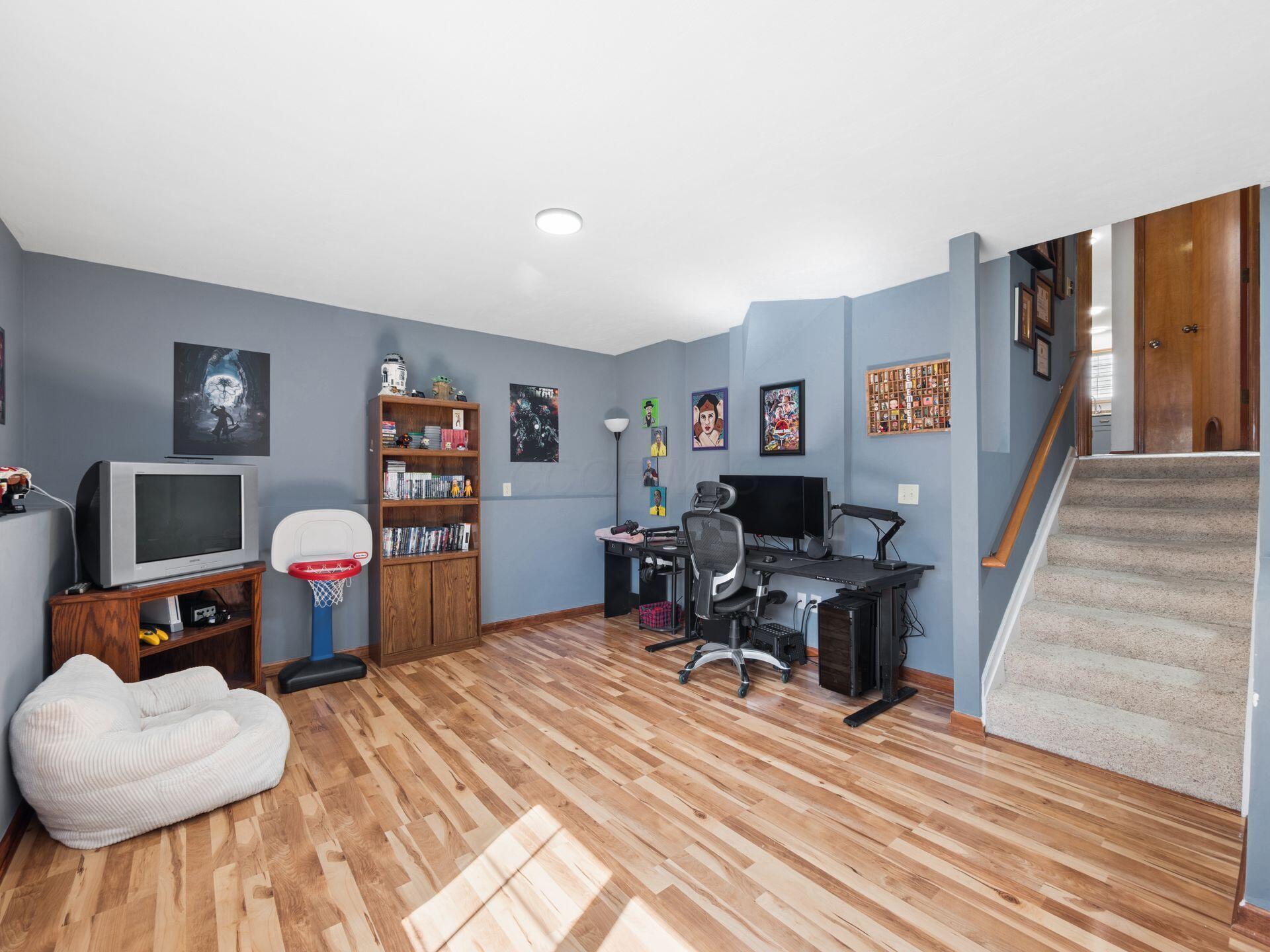 5771 Walterway Drive Property Photo 11