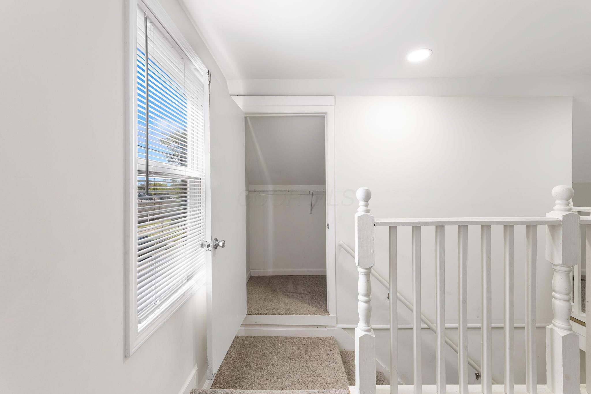1087 Loretta Avenue Property Photo 19