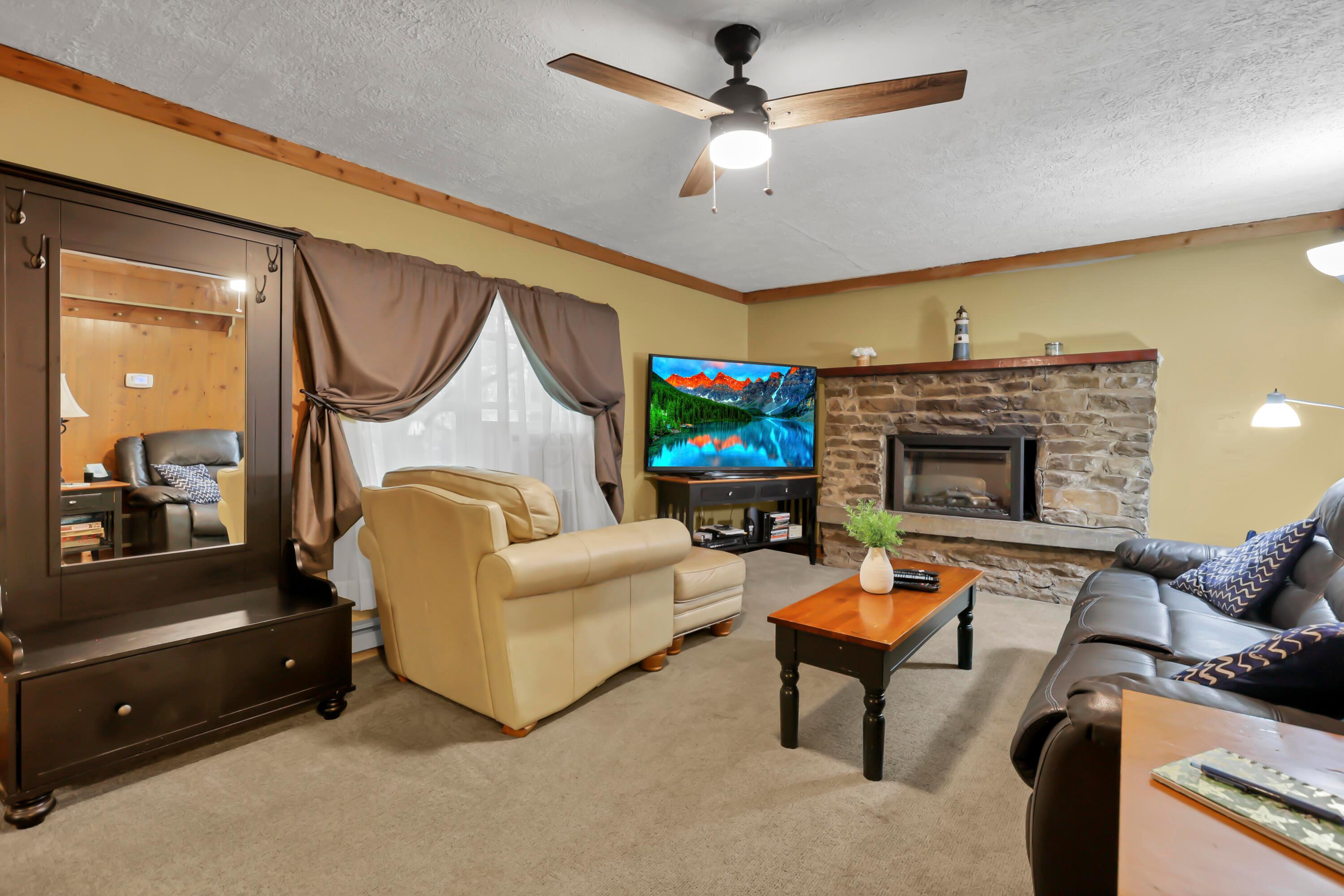 9126 Walnut Dowler Road Property Photo 6