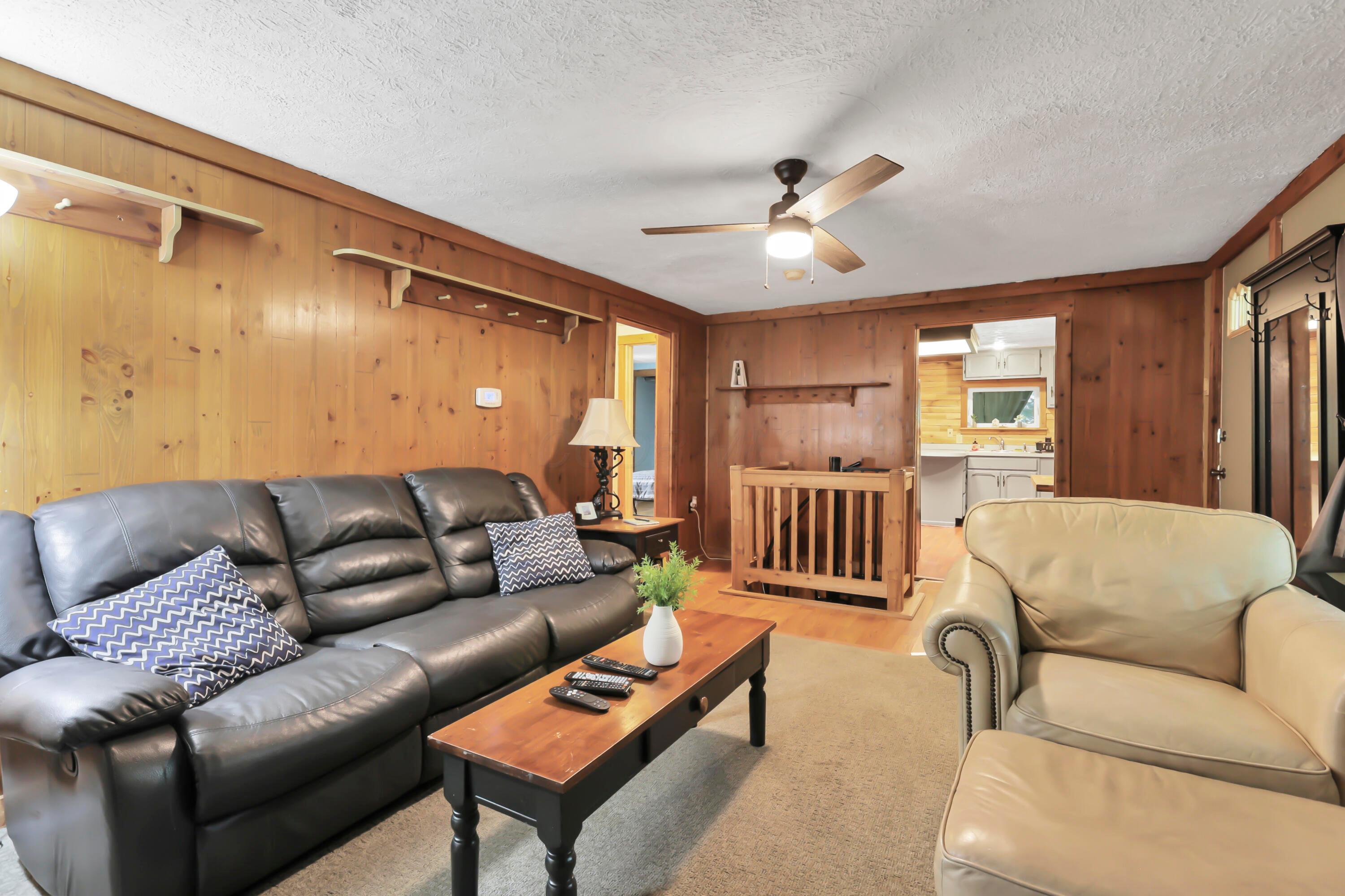 9126 Walnut Dowler Road Property Photo 7