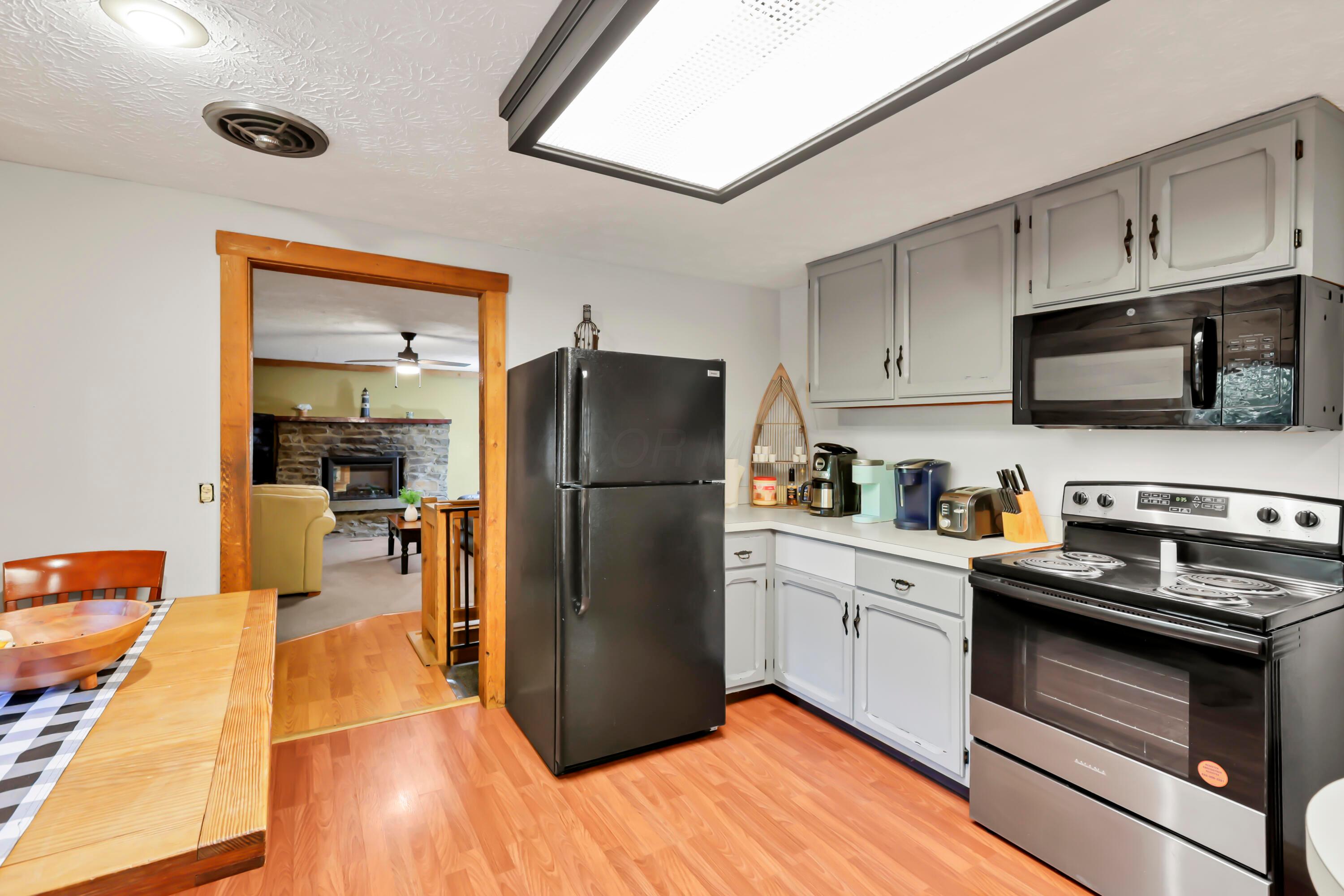 9126 Walnut Dowler Road Property Photo 12