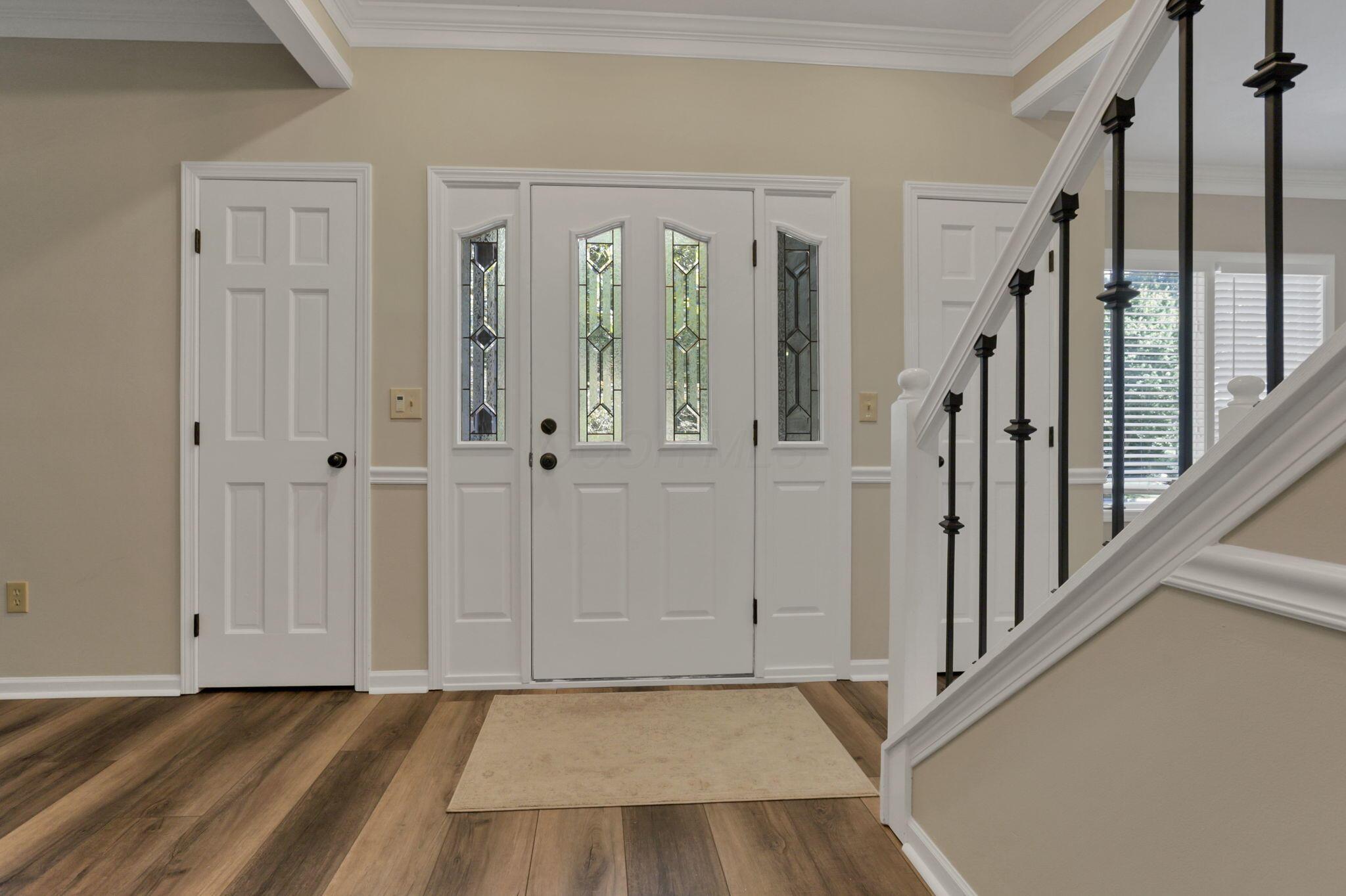 5205 Forest Run Drive Property Photo 6