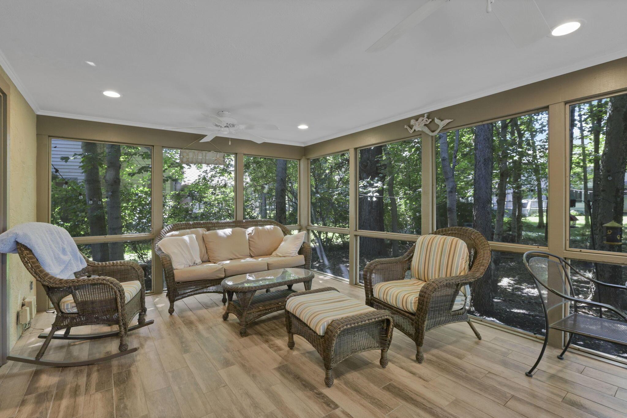 5205 Forest Run Drive Property Photo 28