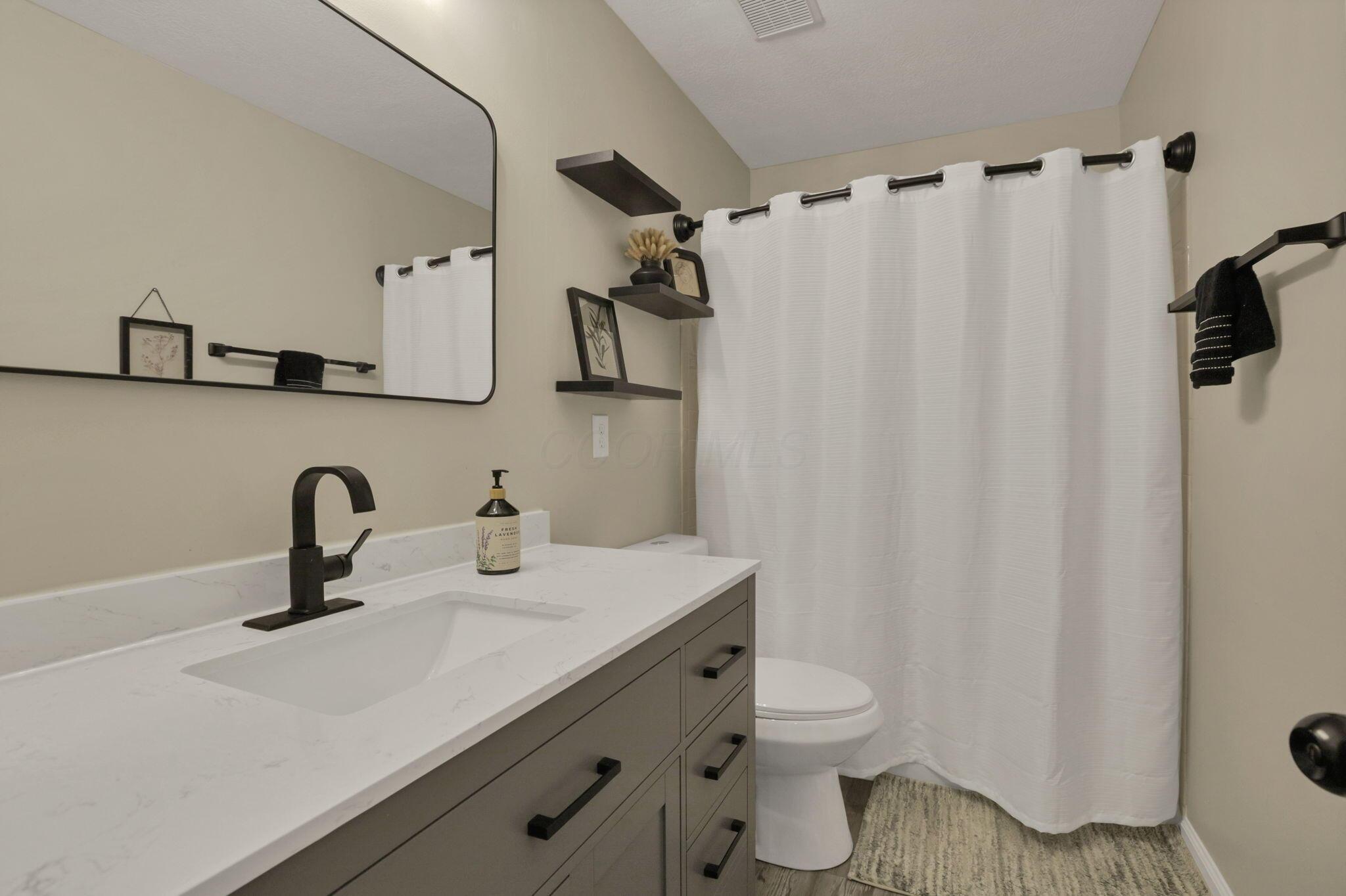5205 Forest Run Drive Property Photo 34