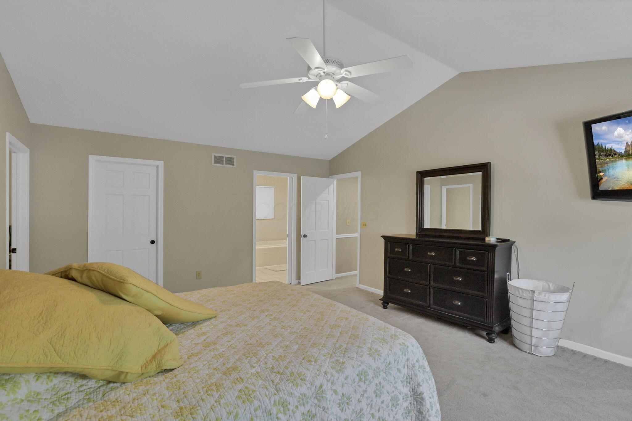 5205 Forest Run Drive Property Photo 39