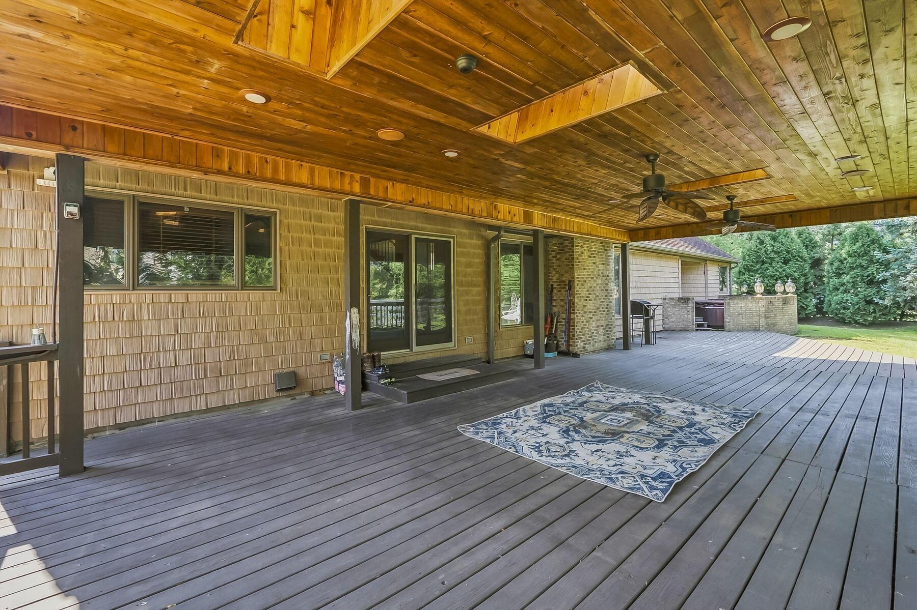 807 Brookpark Road Property Photo 6