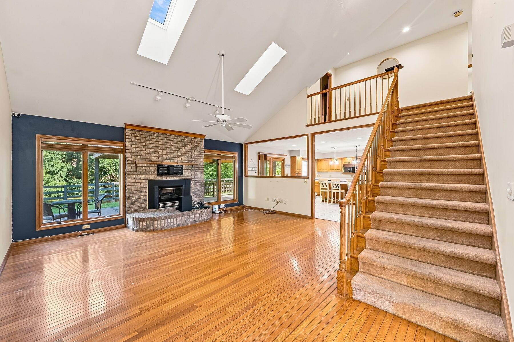 807 Brookpark Road Property Photo 23