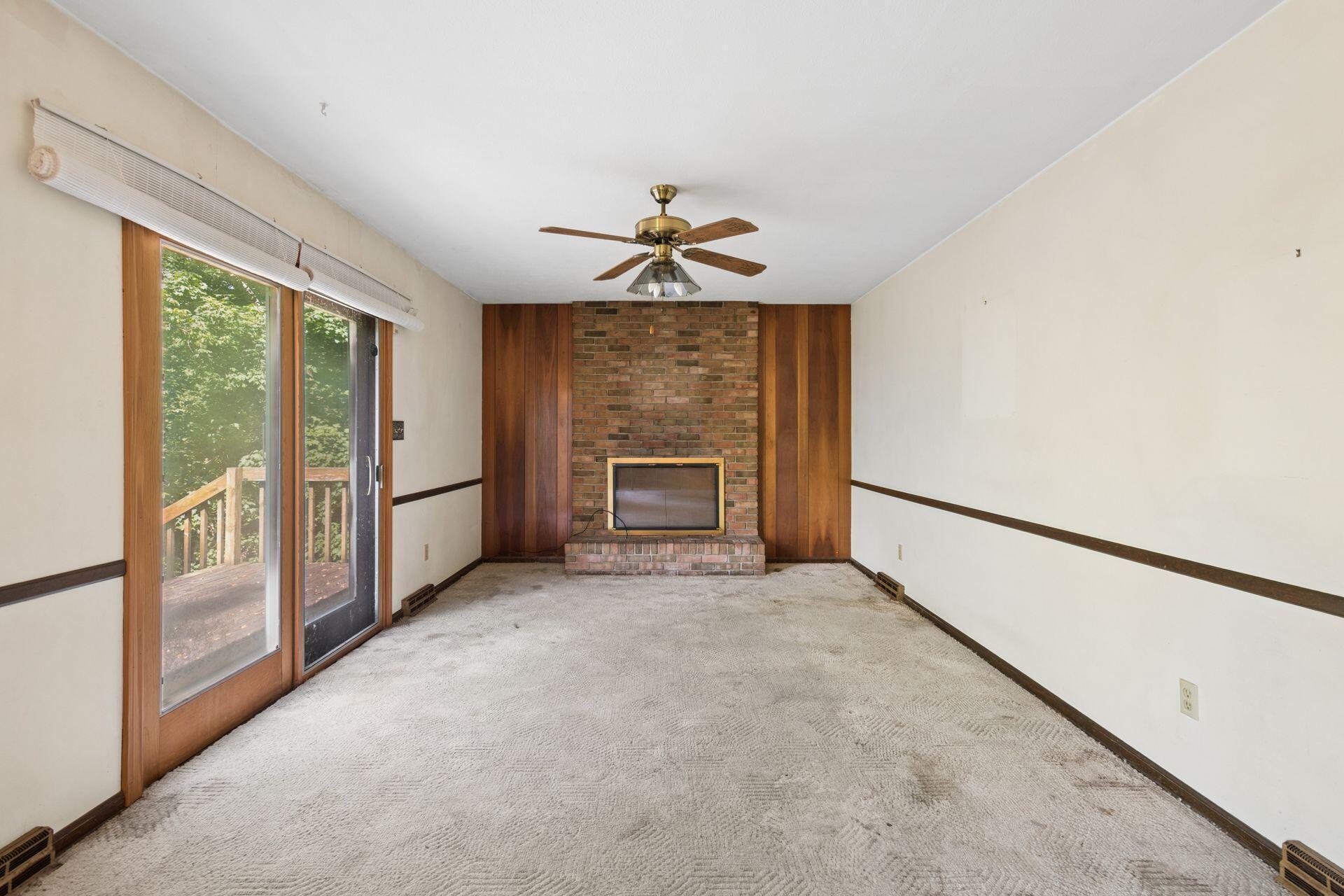 1285 Noe Bixby Road Property Photo 19