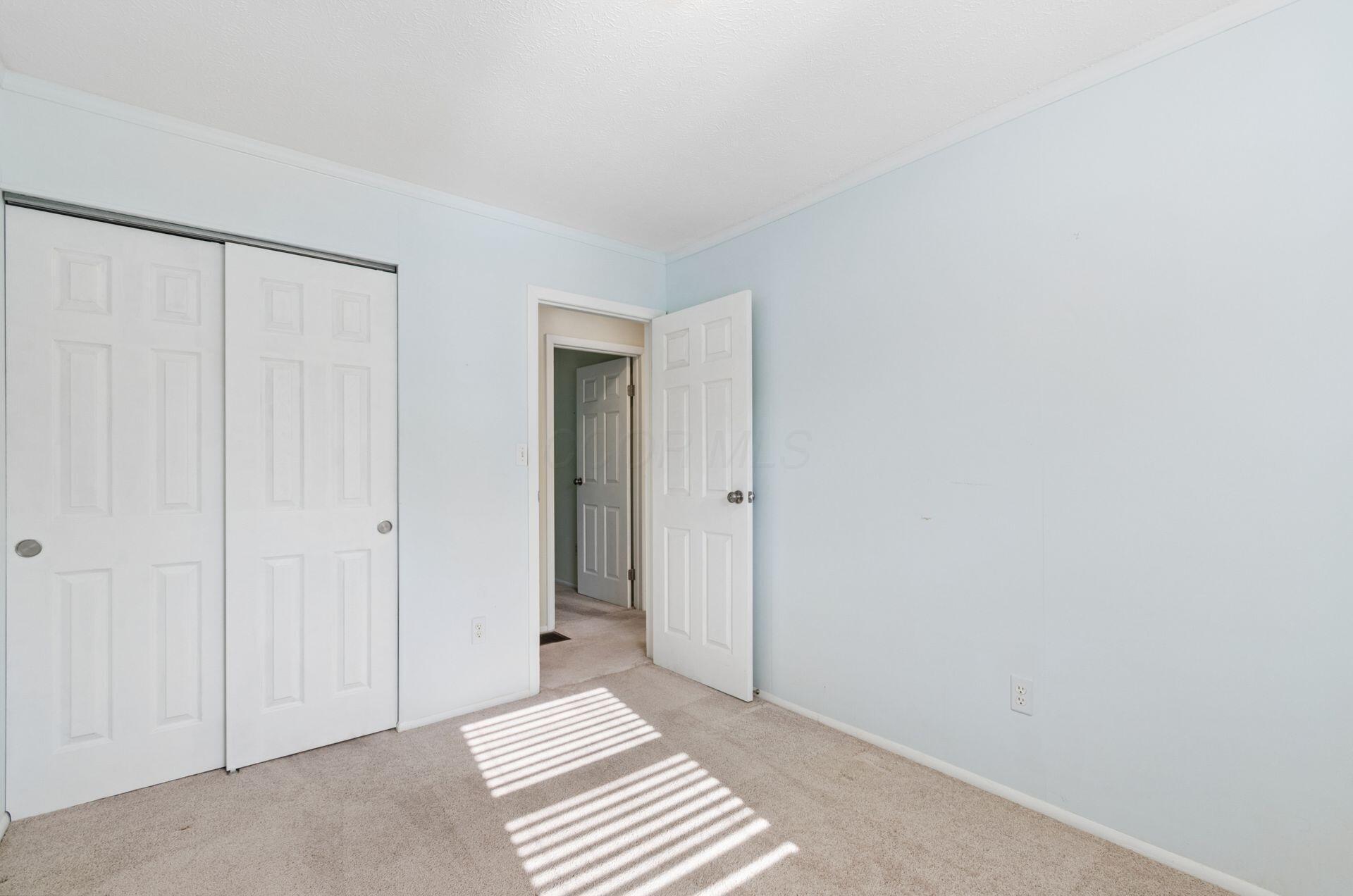 6093 Paris Boulevard N Property Photo 18