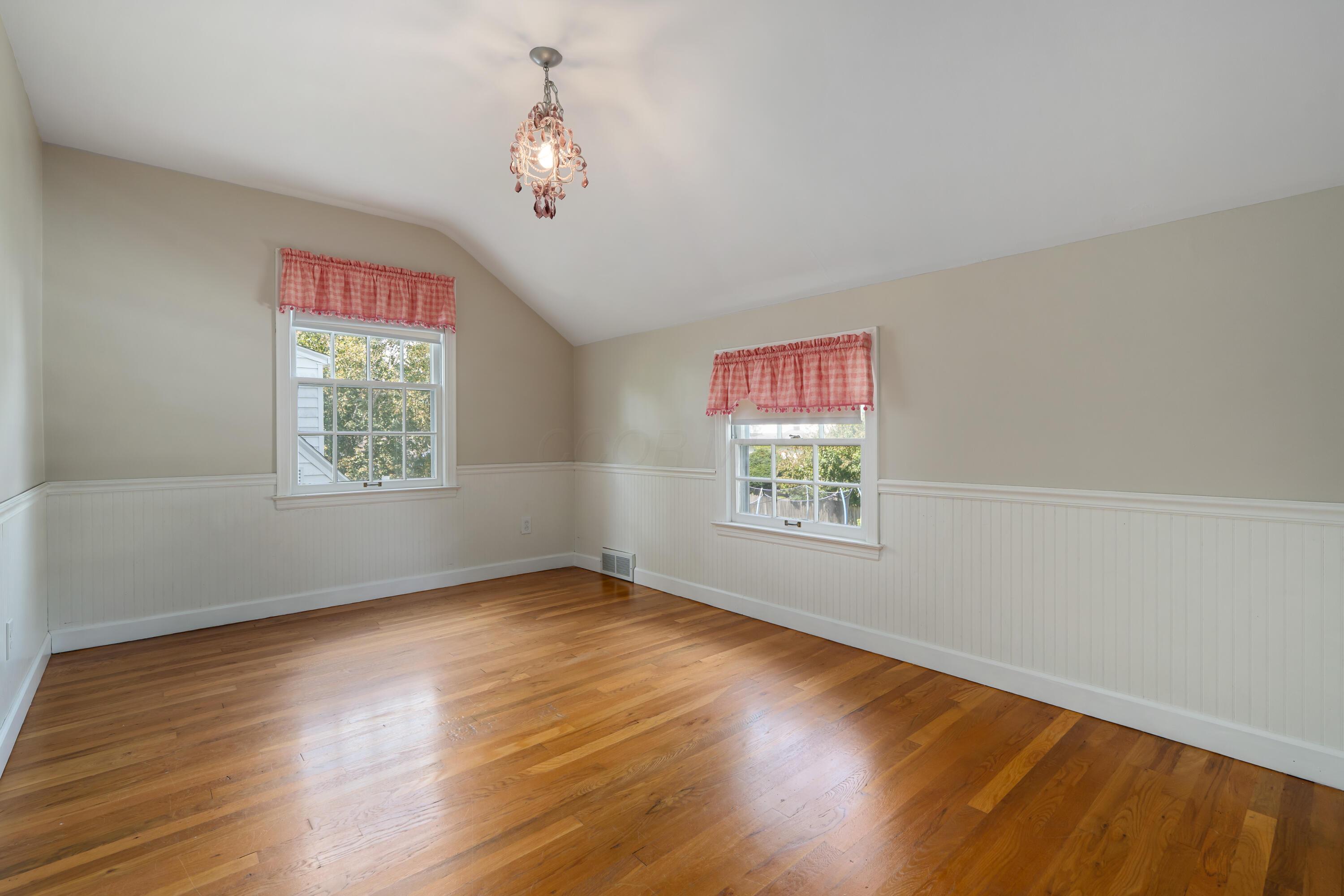 1640 Barrington Road Property Photo 19