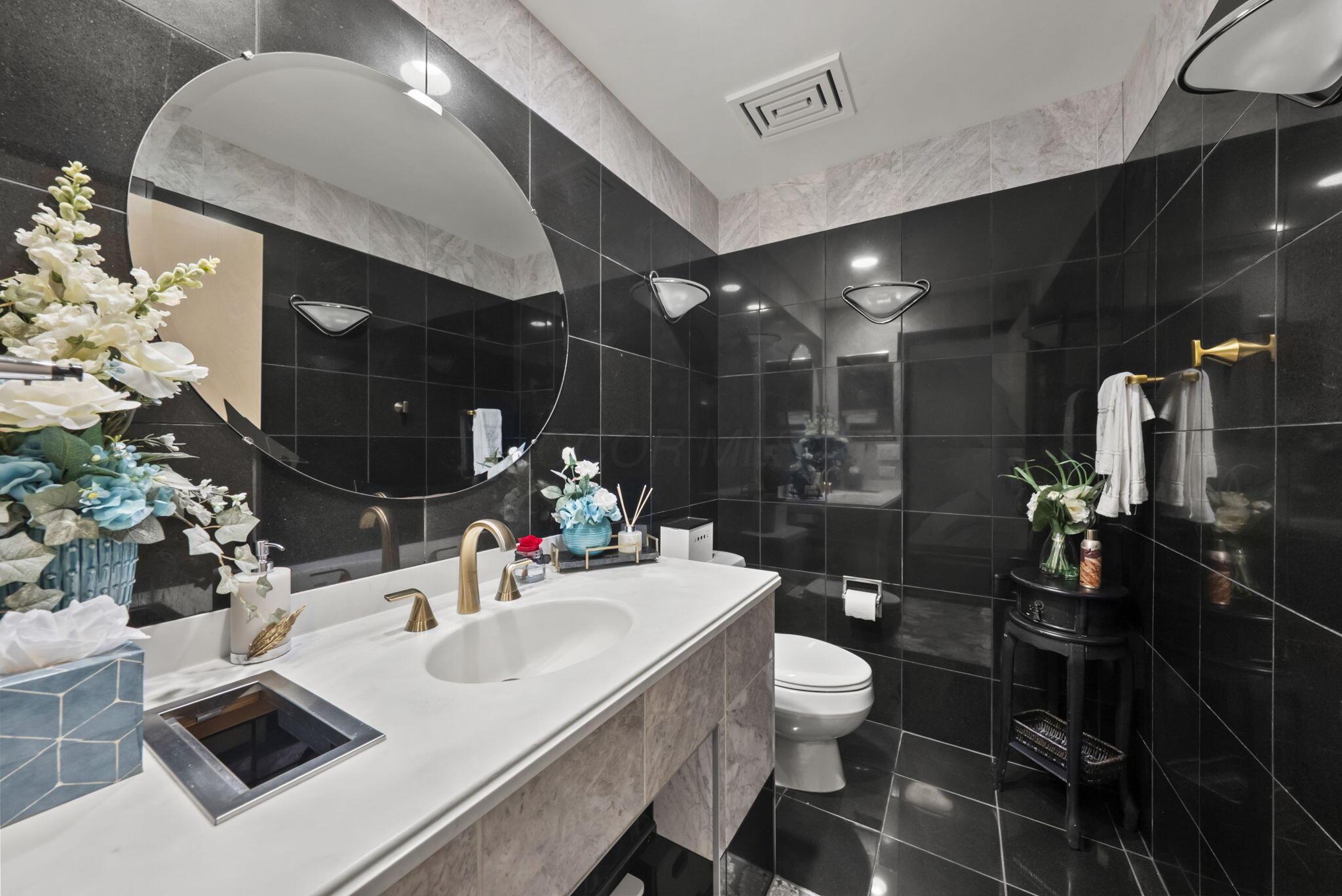 4236 Shire Cove Road Property Photo 37