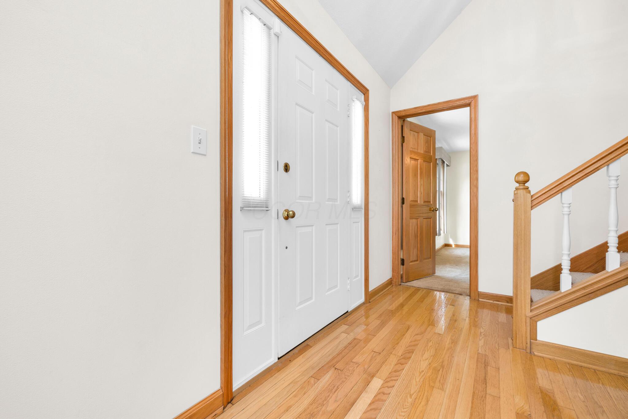 1309 Firethorn Drive Property Photo 2