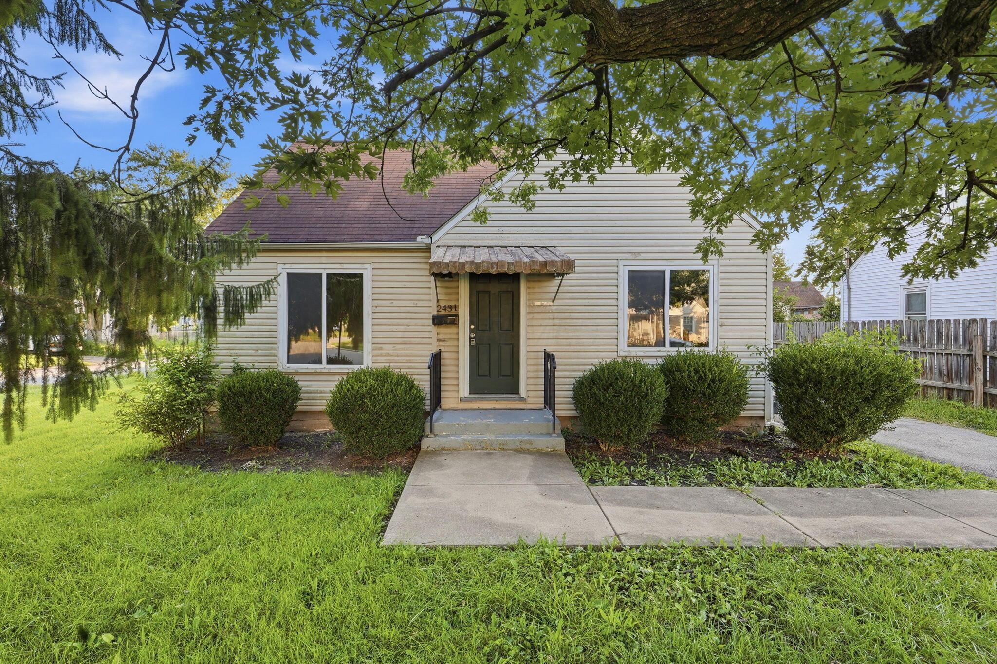 2431 Lexington Avenue Property Photo 1