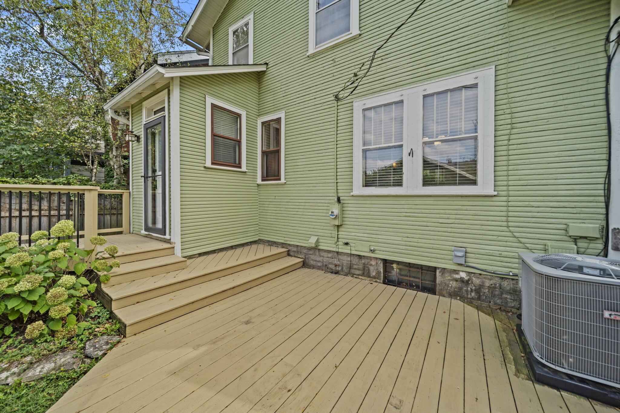 284 E Kossuth Street Property Photo 62