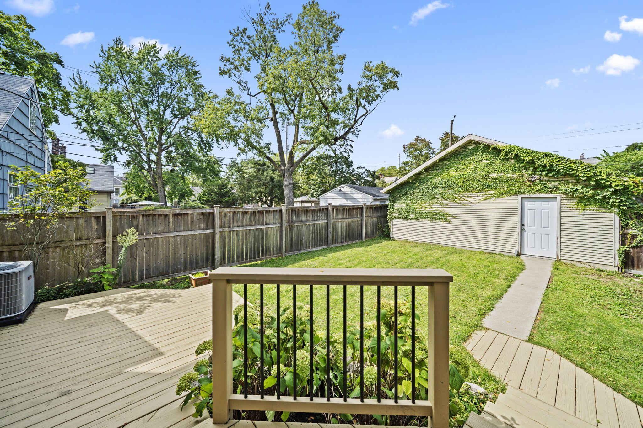 284 E Kossuth Street Property Photo 63