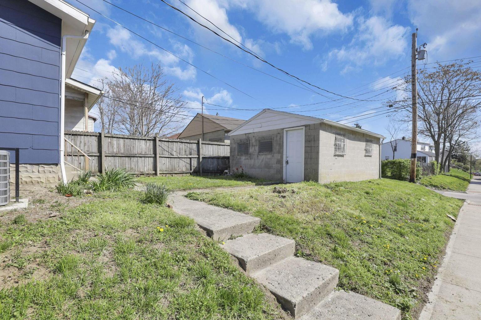 522 Ryan Avenue Property Photo 40