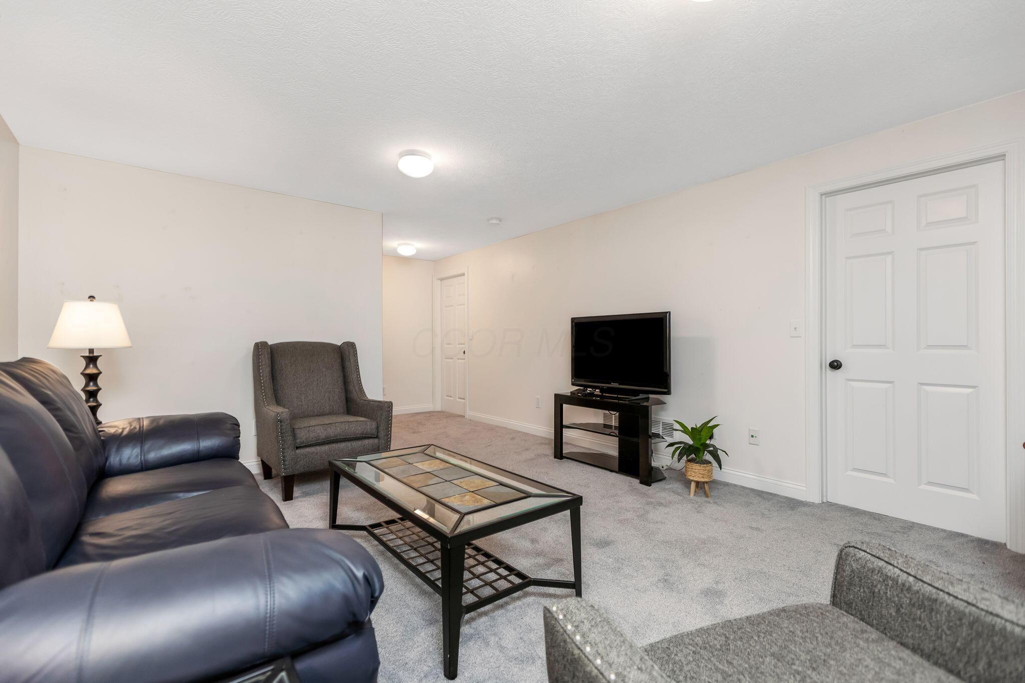 3933 Hill Park Road Property Photo 36