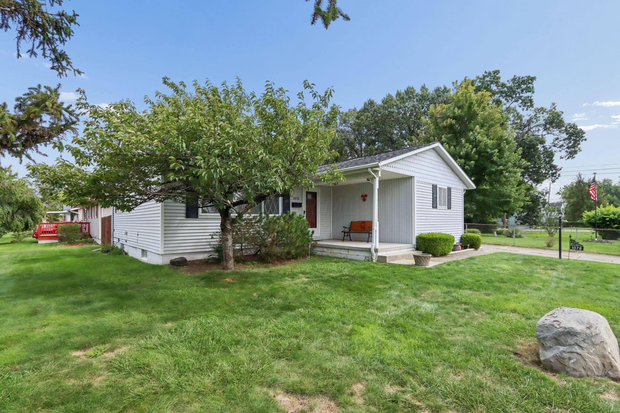 1078 S Eureka Avenue Property Photo 3