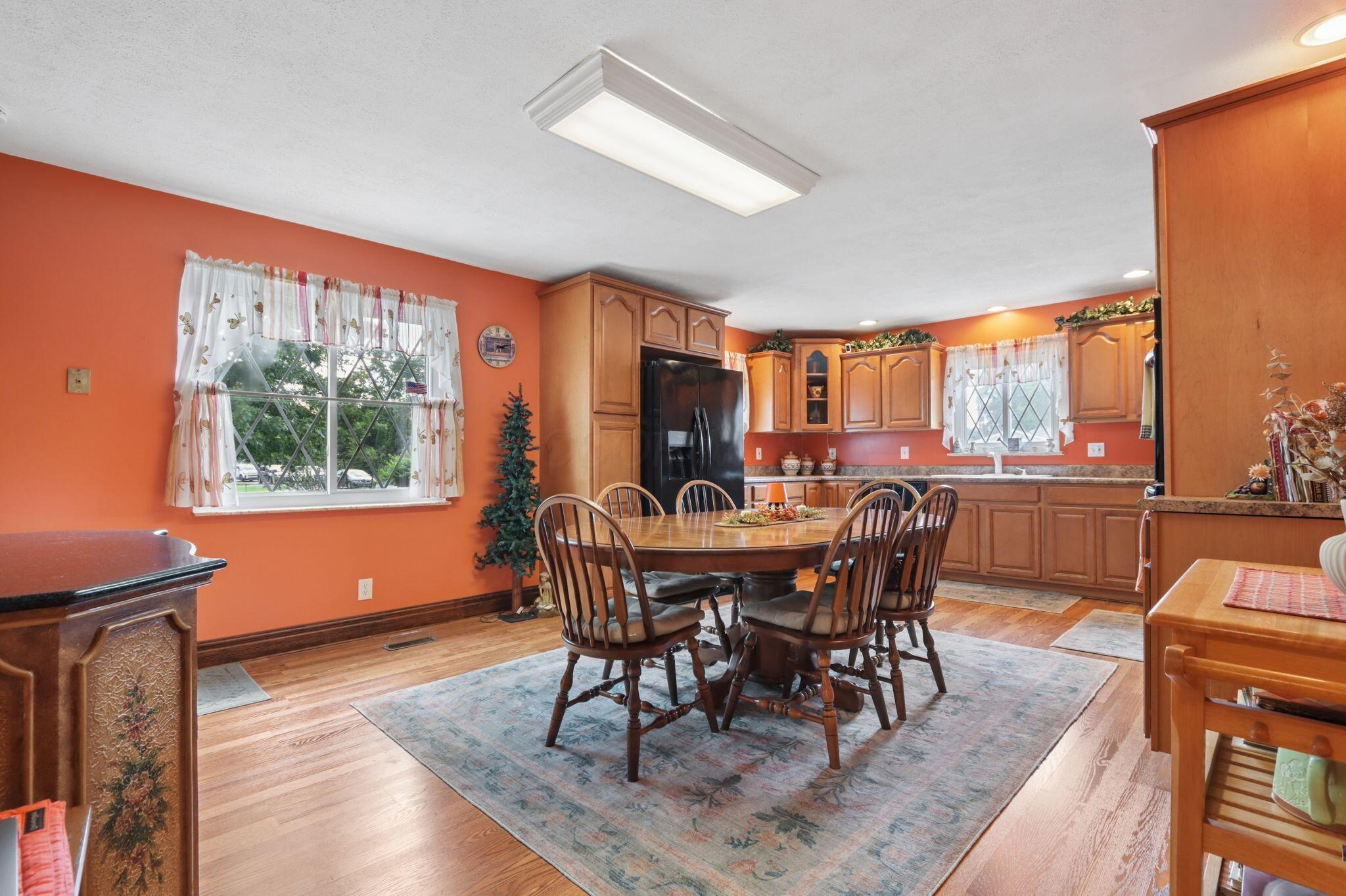 1078 S Eureka Avenue Property Photo 8