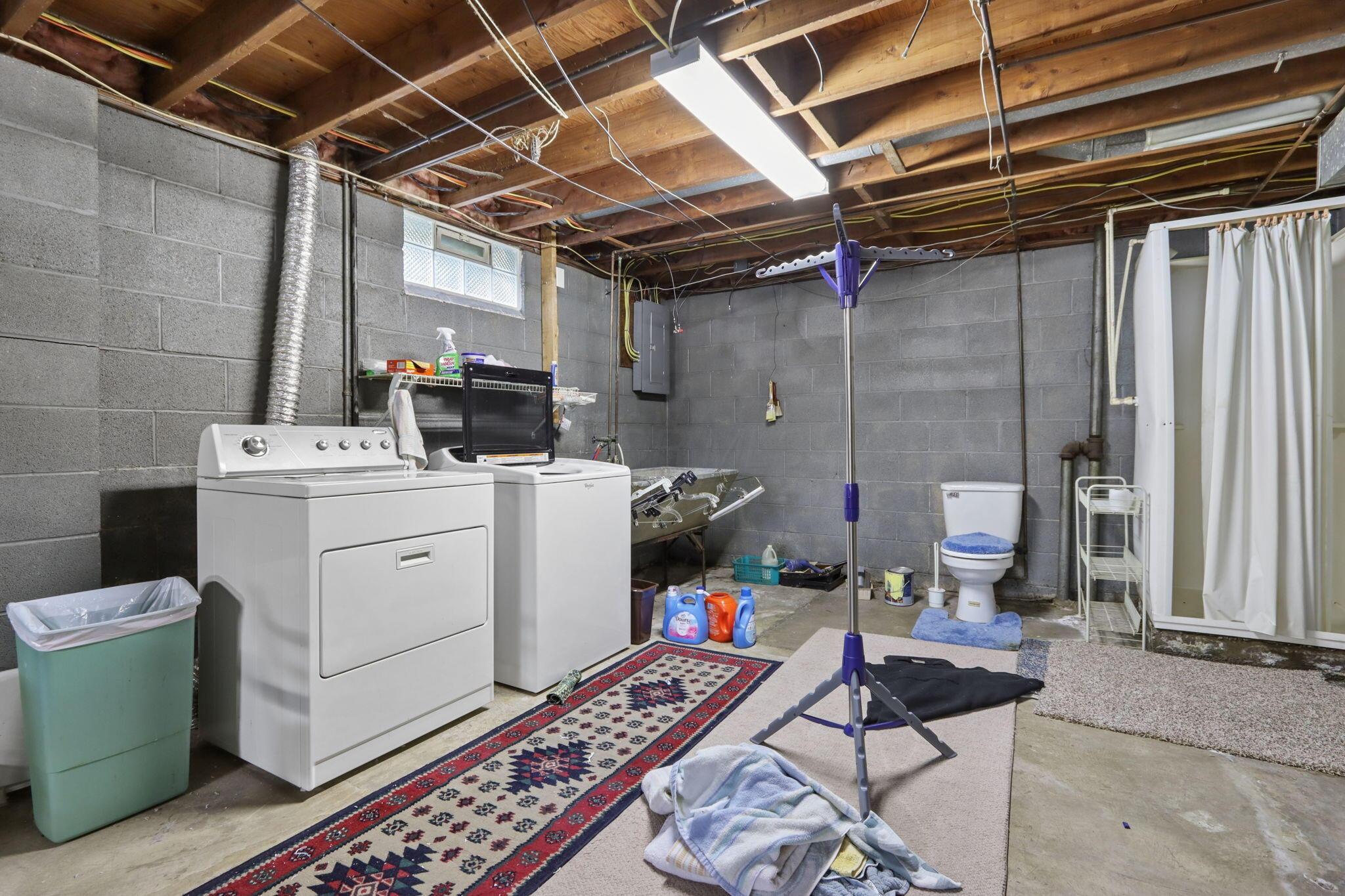 1078 S Eureka Avenue Property Photo 25