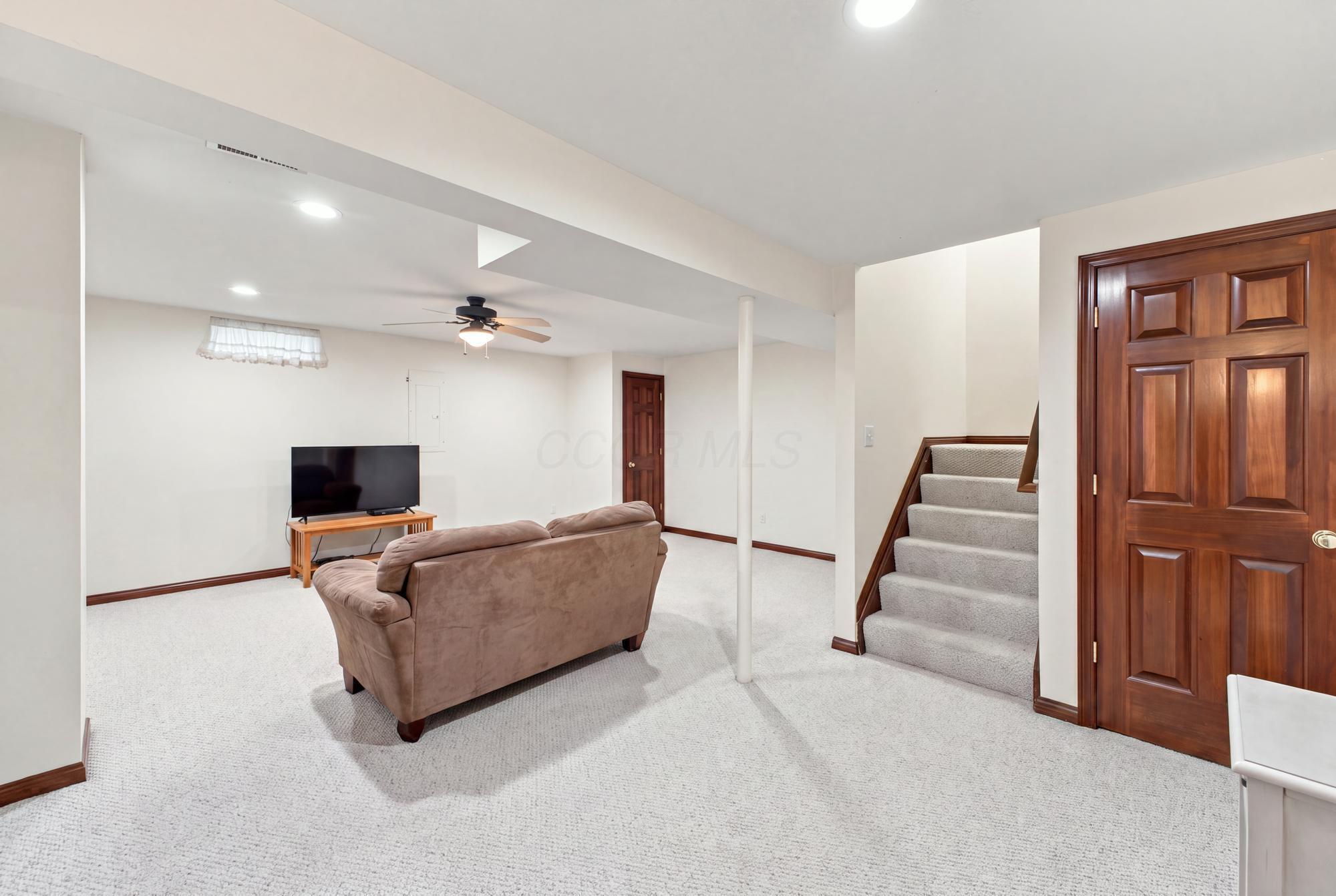 578 Chadwood Drive Property Photo 25