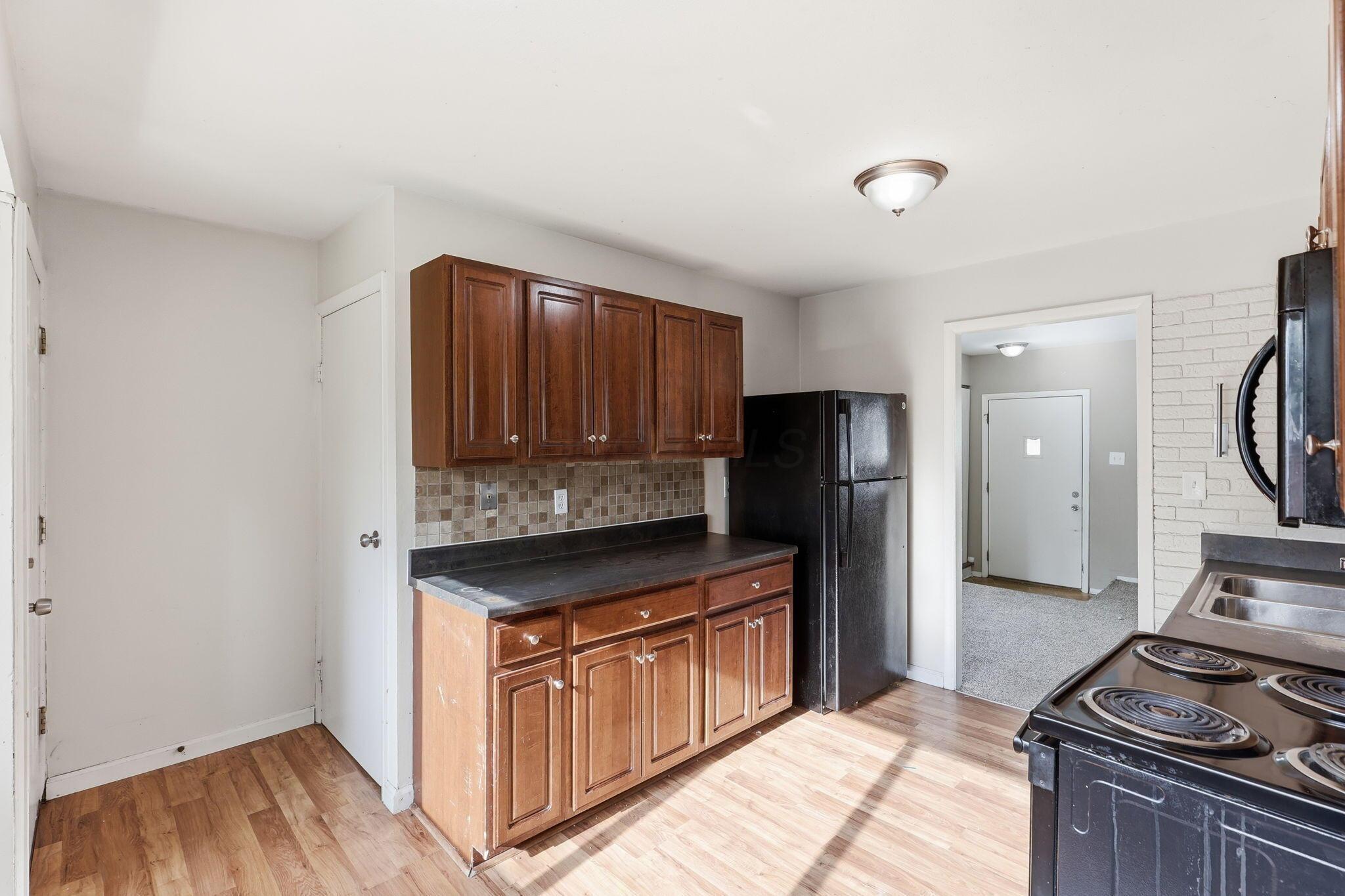 1497 Selkirk Road Property Photo 17