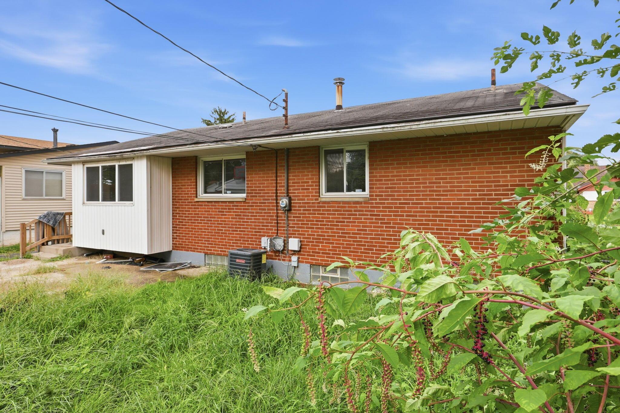 1497 Selkirk Road Property Photo 30