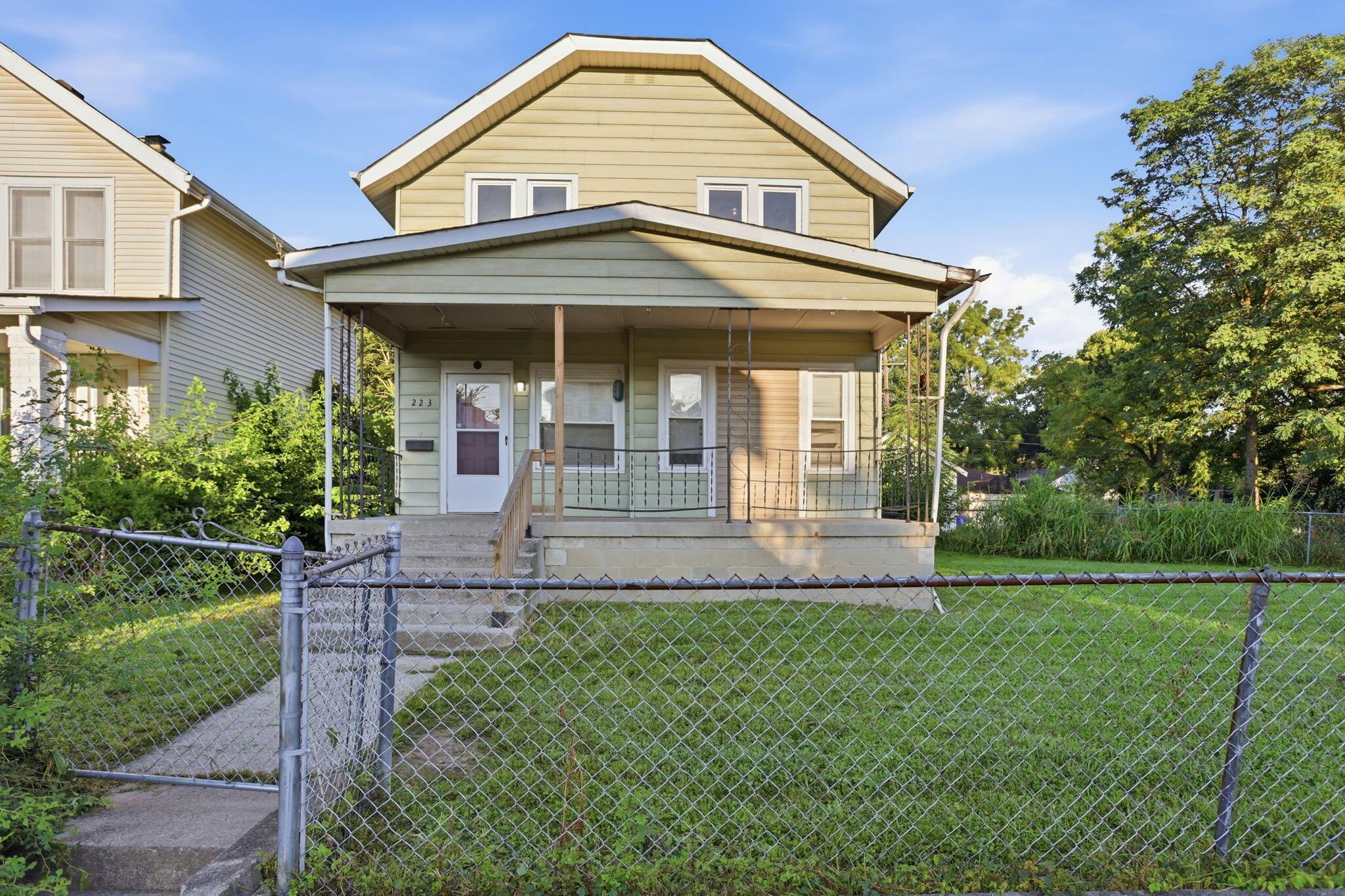 223 N Wayne Avenue Property Photo 1