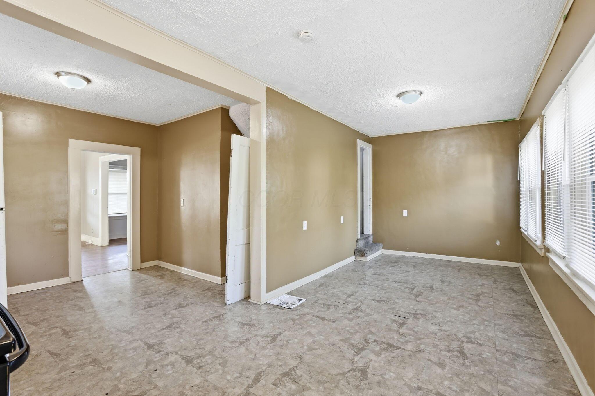 223 N Wayne Avenue Property Photo 21