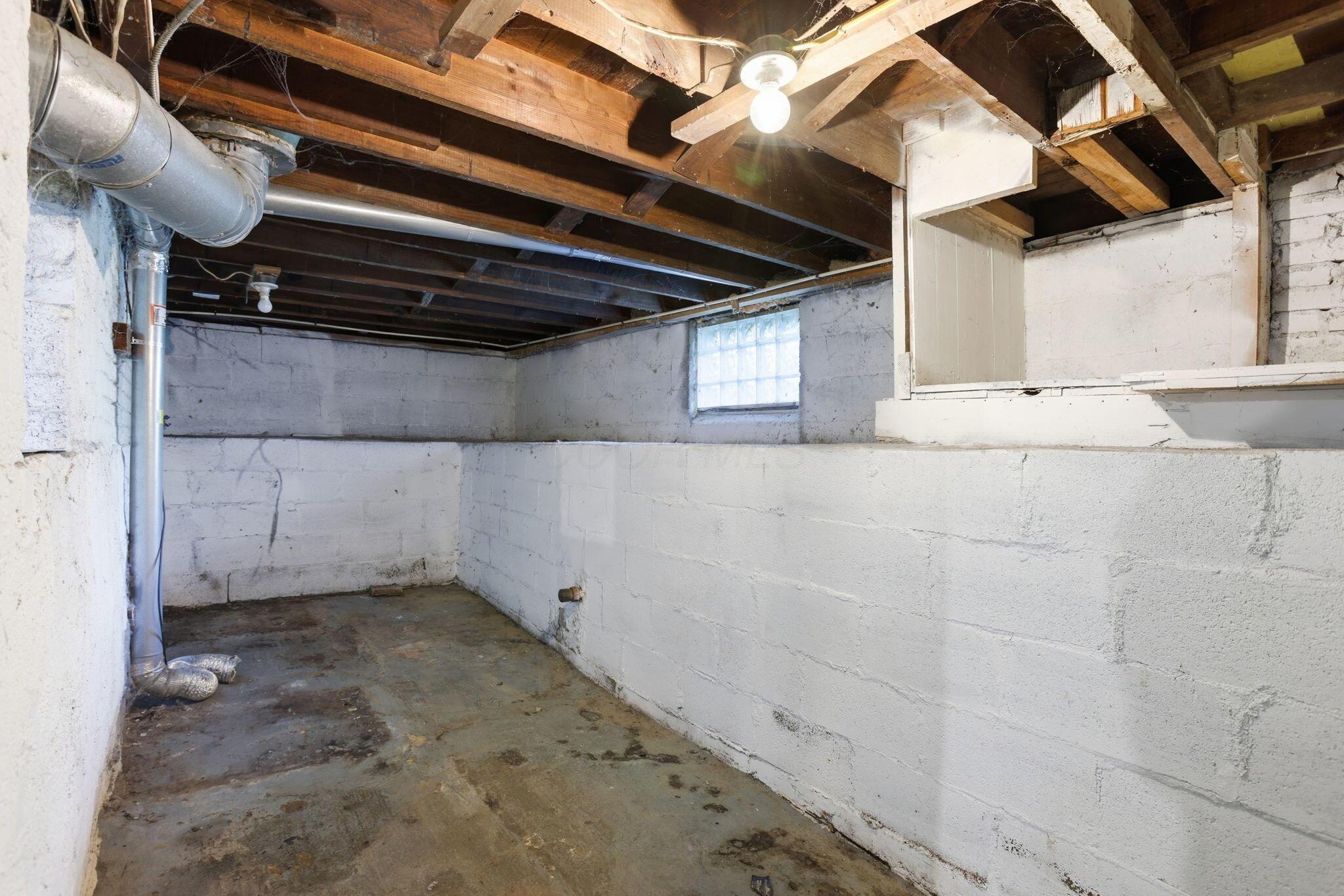 223 N Wayne Avenue Property Photo 38