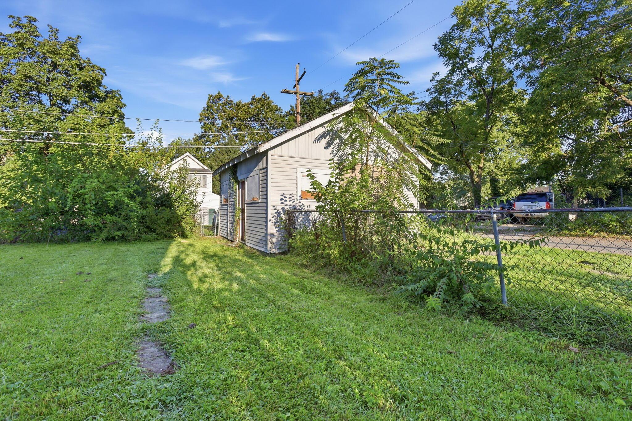 223 N Wayne Avenue Property Photo 41