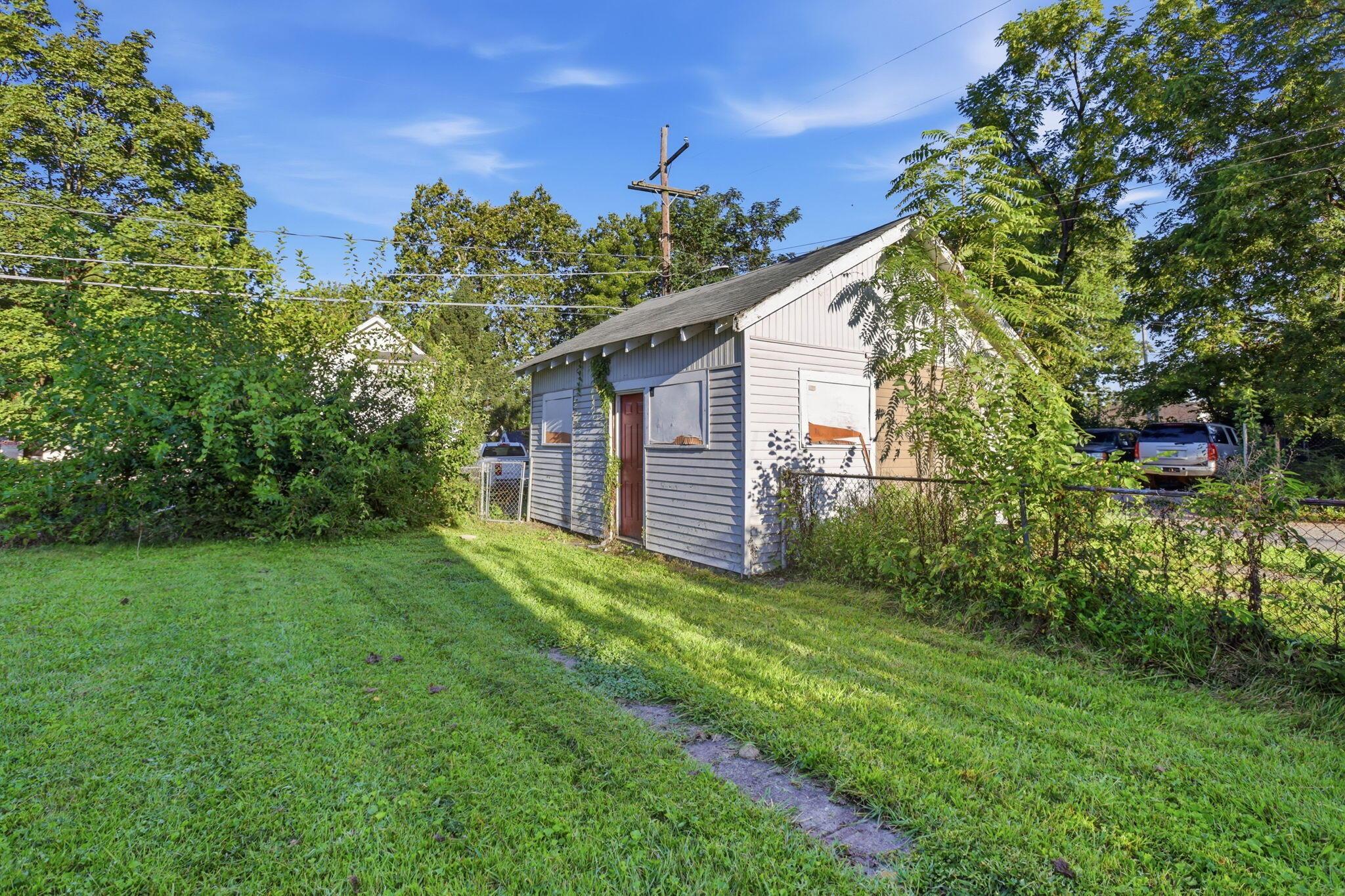 223 N Wayne Avenue Property Photo 42