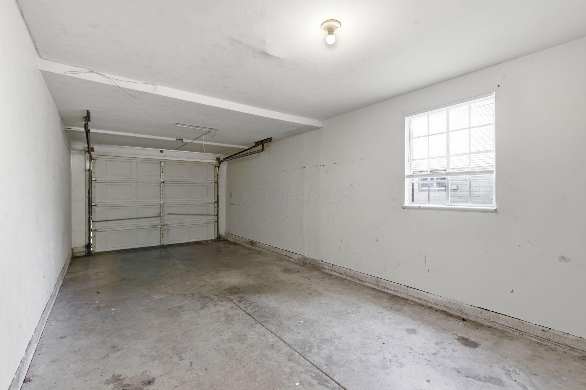 3600 E Dublin Granville Road Property Photo 23