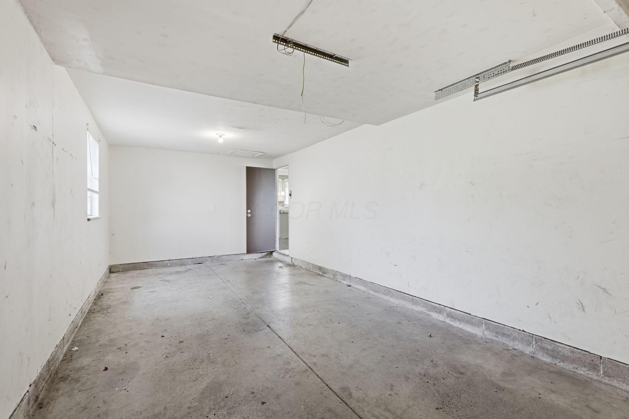 3600 E Dublin Granville Road Property Photo 25