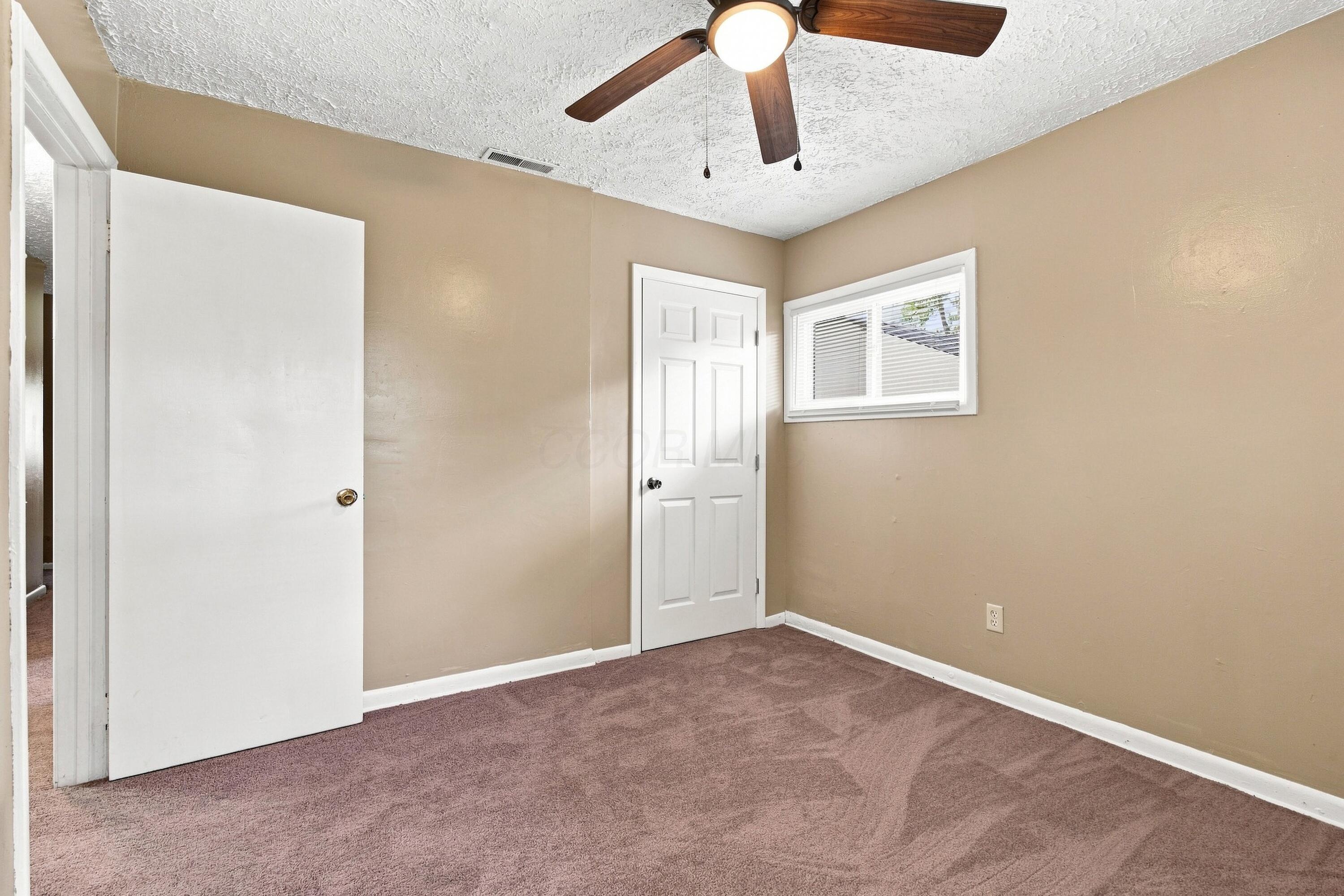 2049 Jermain Drive Property Photo 20