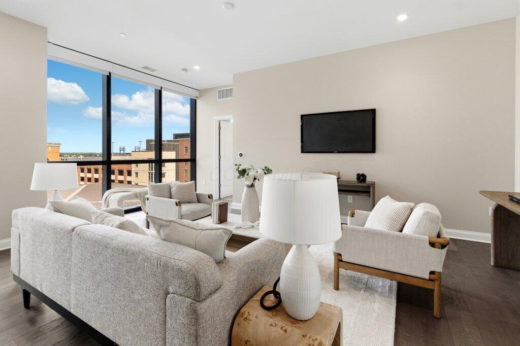 225 John H Mcconnell Boulevard, 609 Property Photo 10