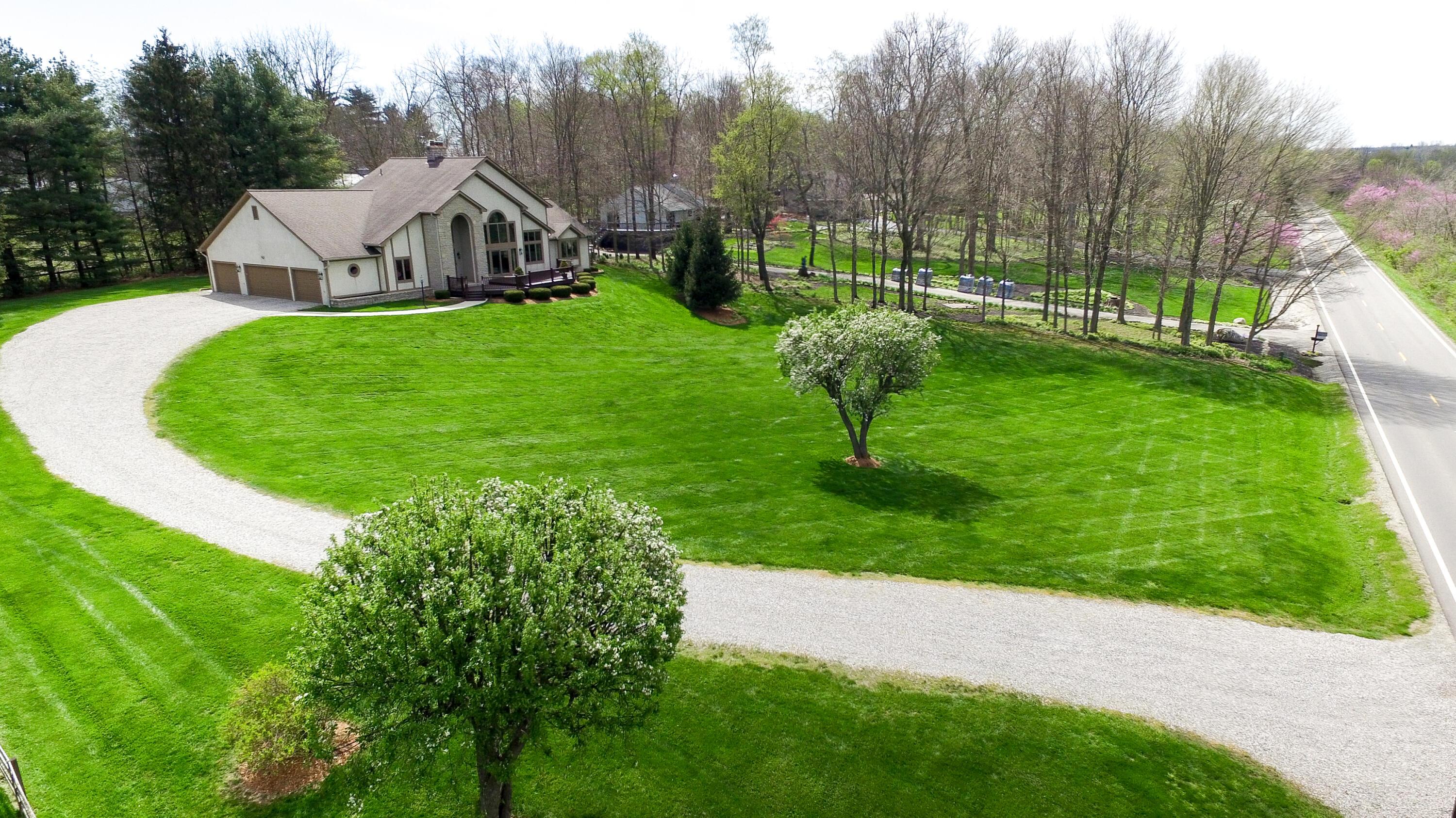 7263 Riverside Drive Property Photo 5