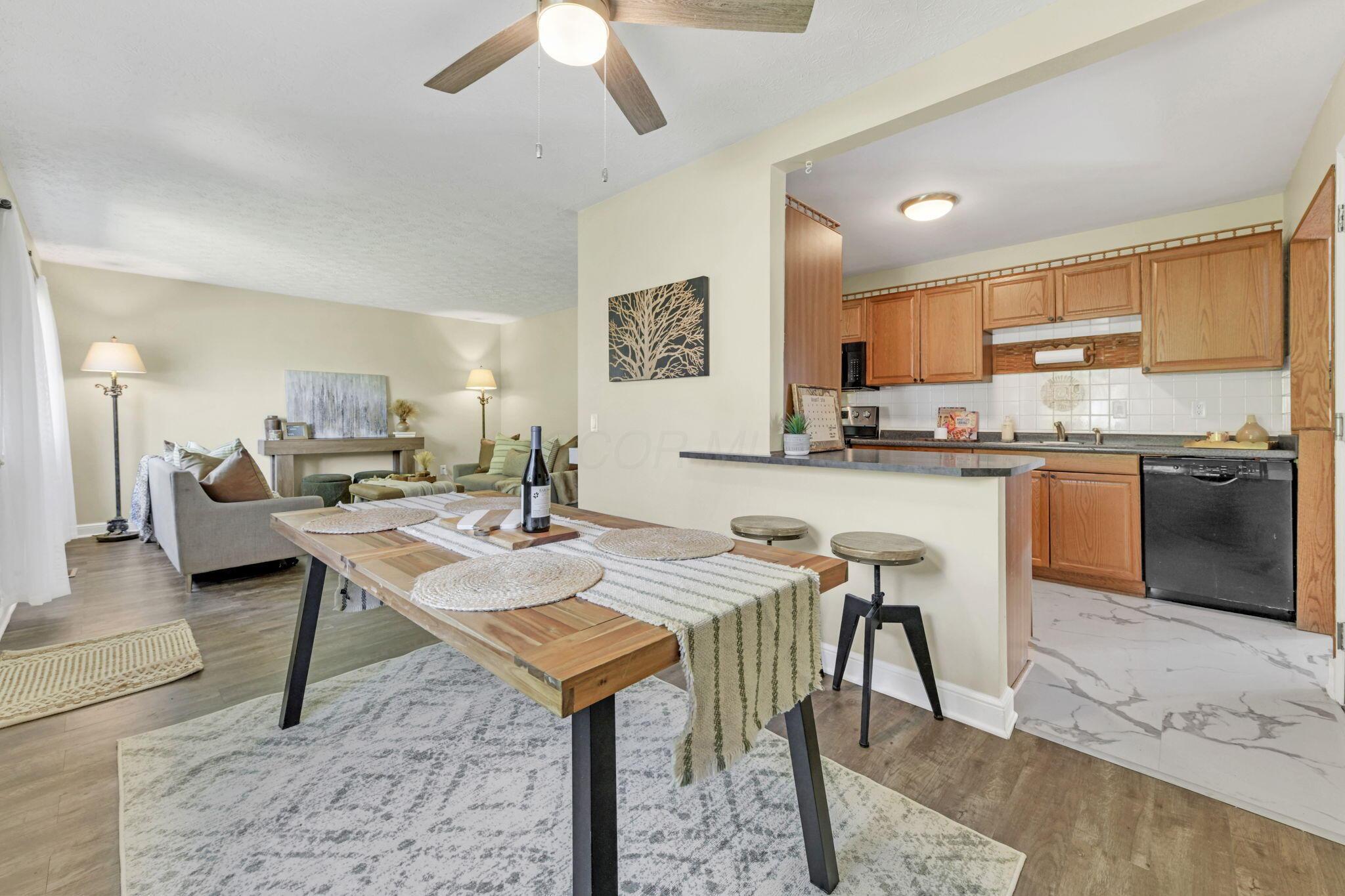 366 Kellybrook Place Property Photo 7