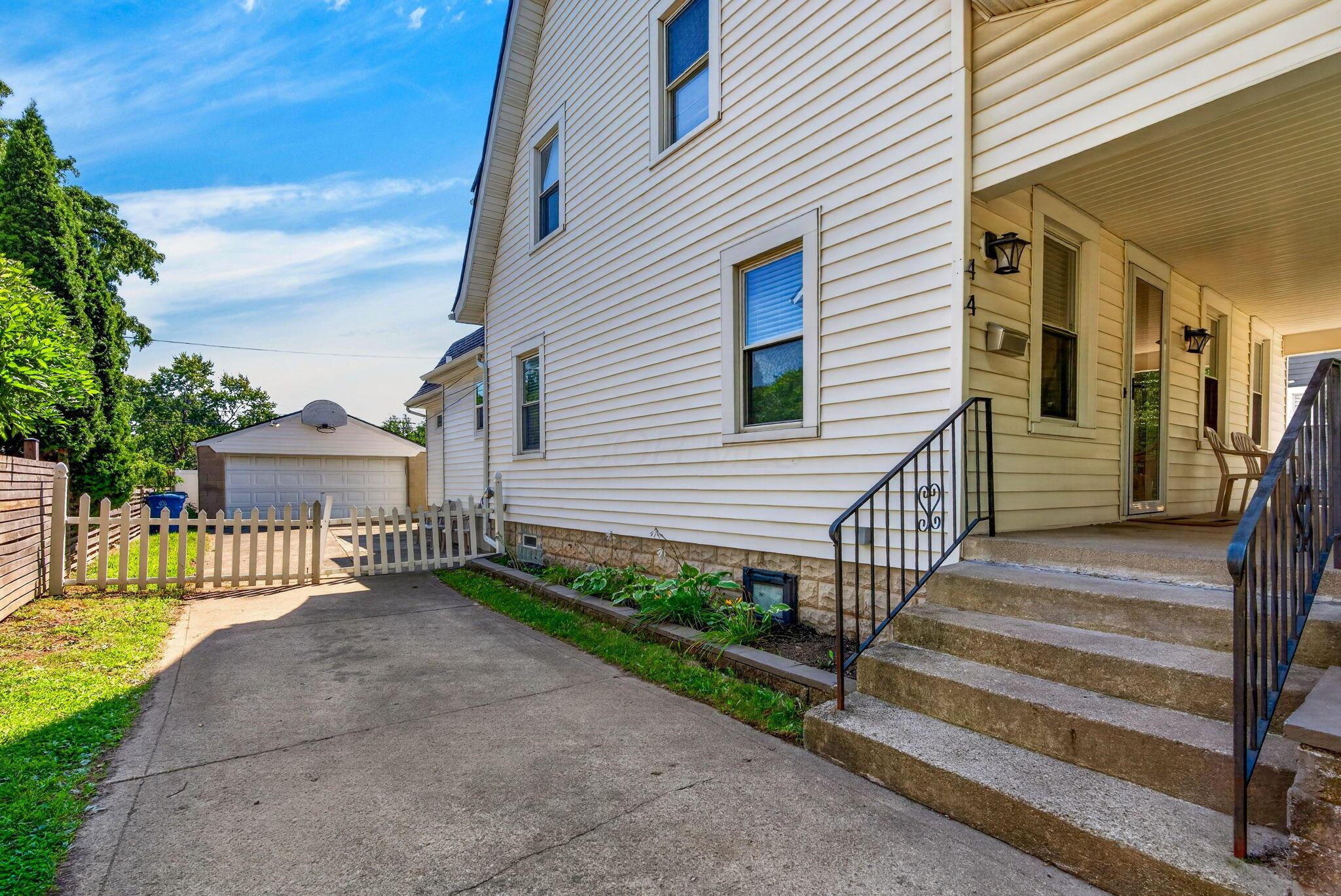 44 Binns Boulevard Property Photo 6