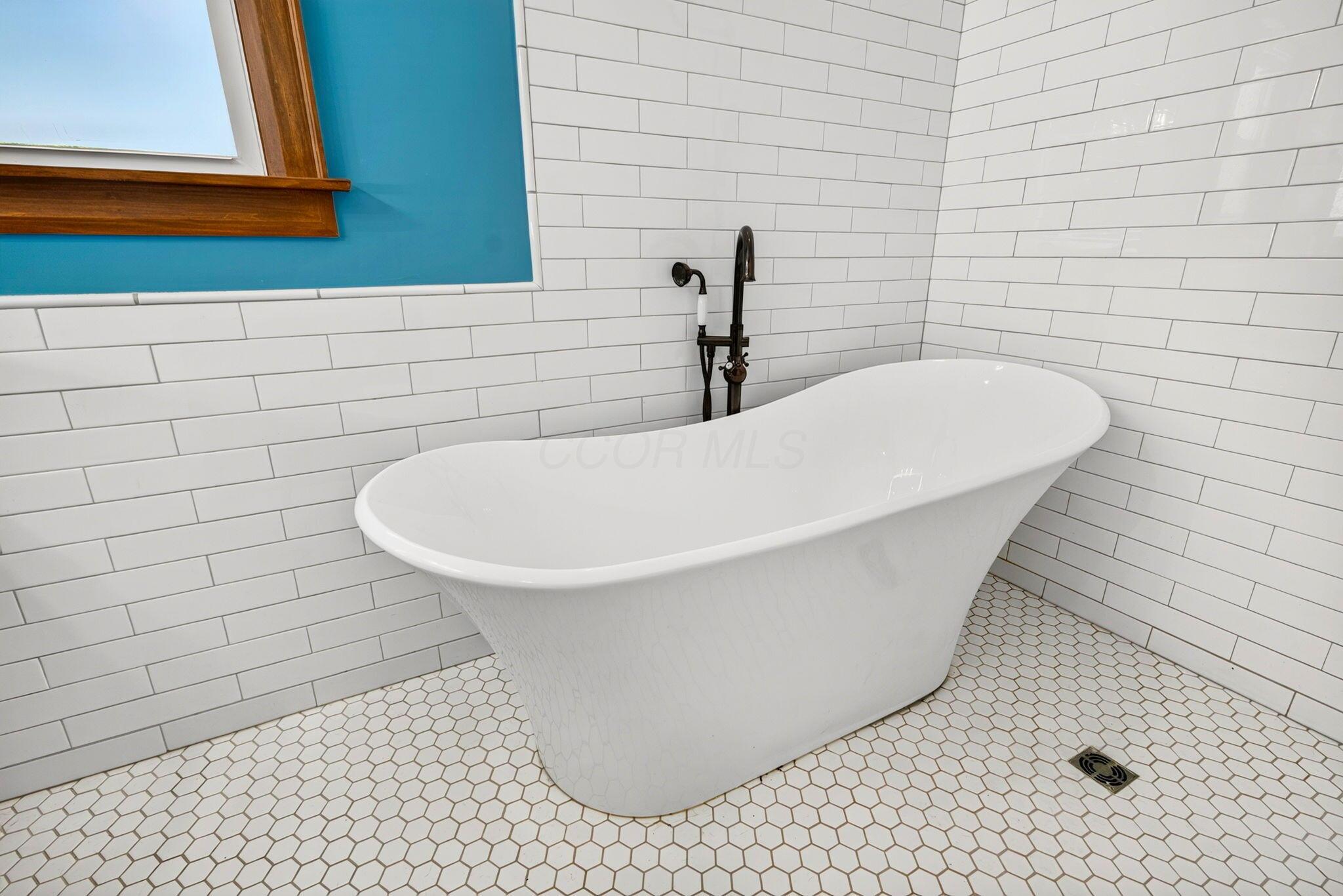 44 Binns Boulevard Property Photo 42