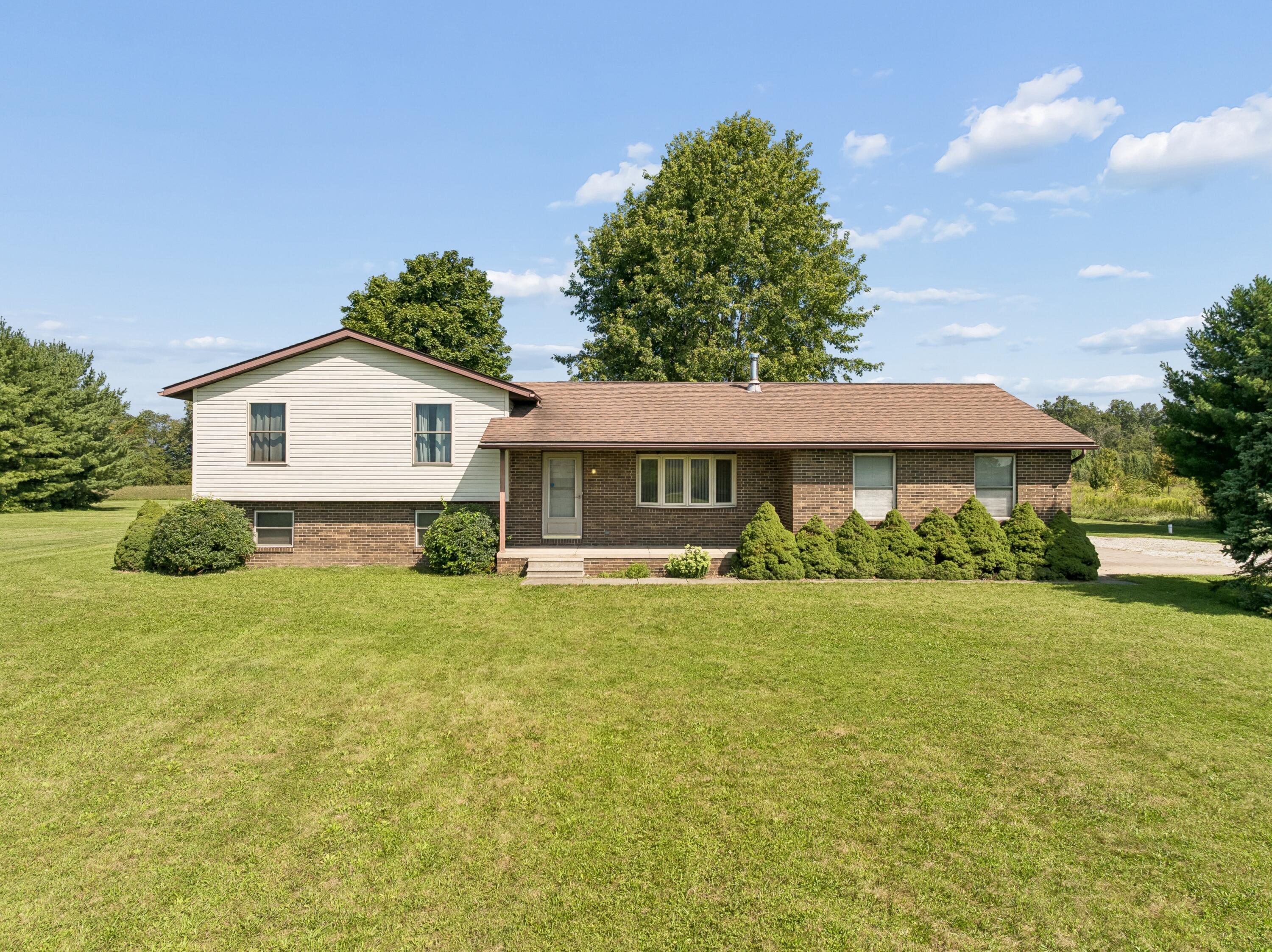 6490 Sparling Road Property Photo 1