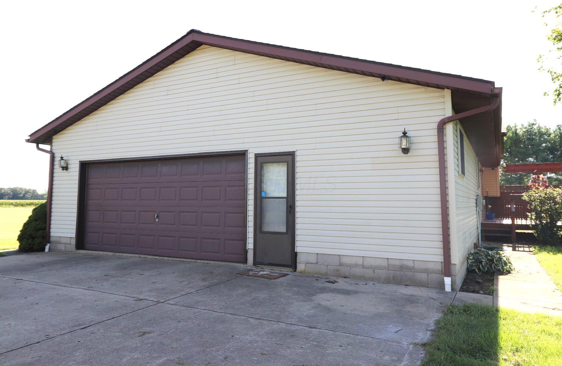 6490 Sparling Road Property Photo 5