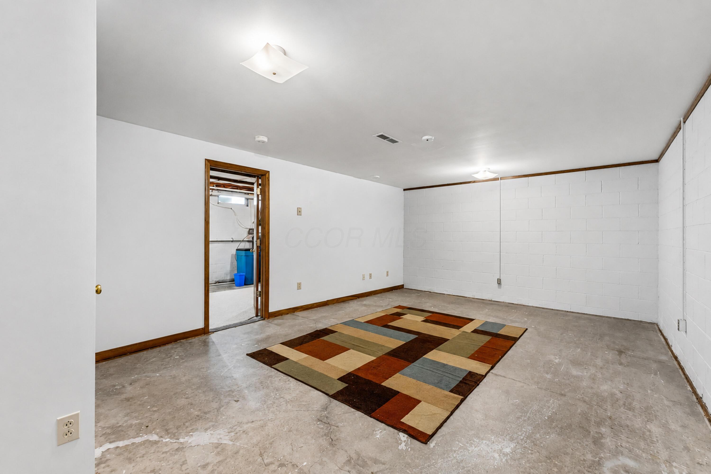 6490 Sparling Road Property Photo 22