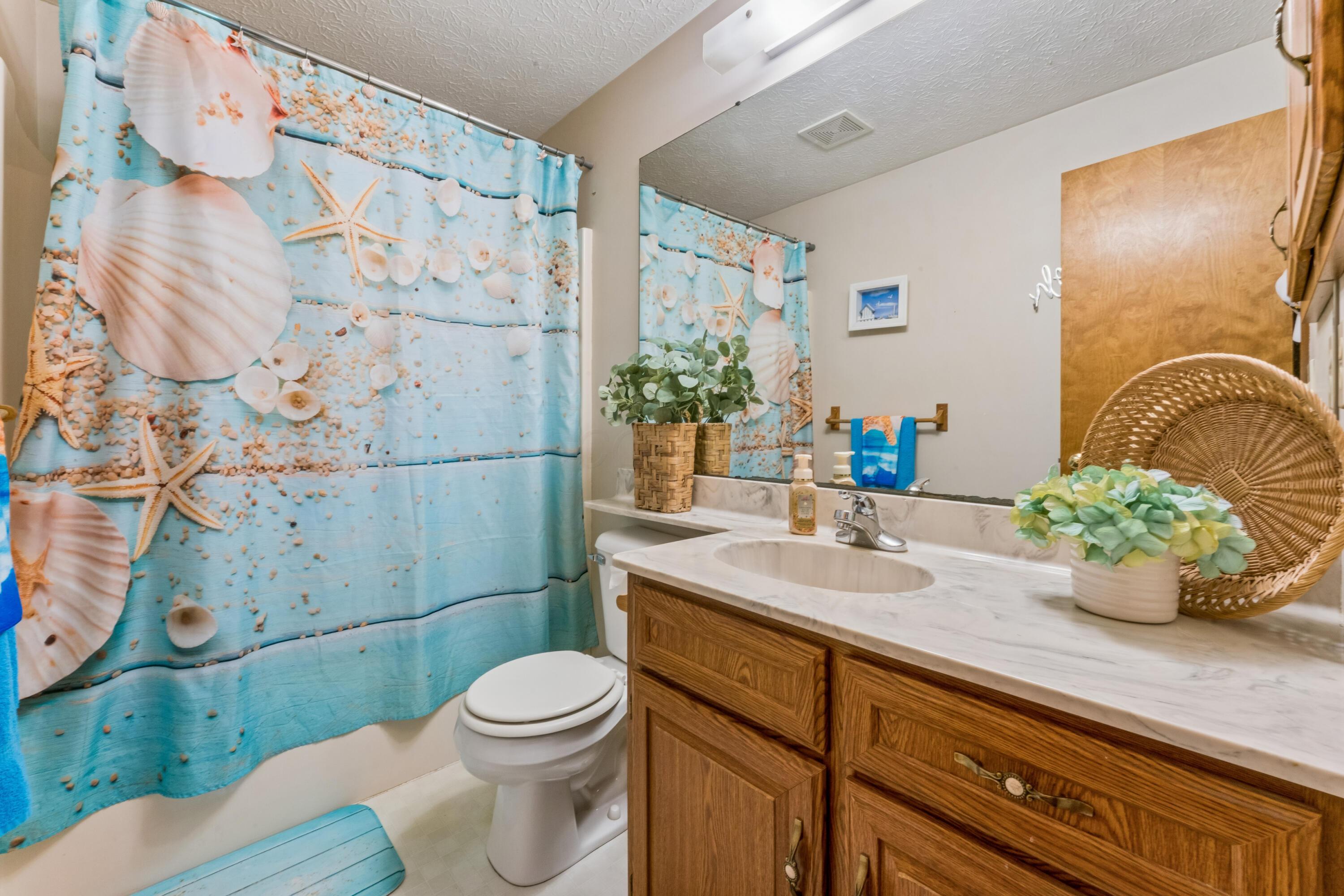 6490 Sparling Road Property Photo 26