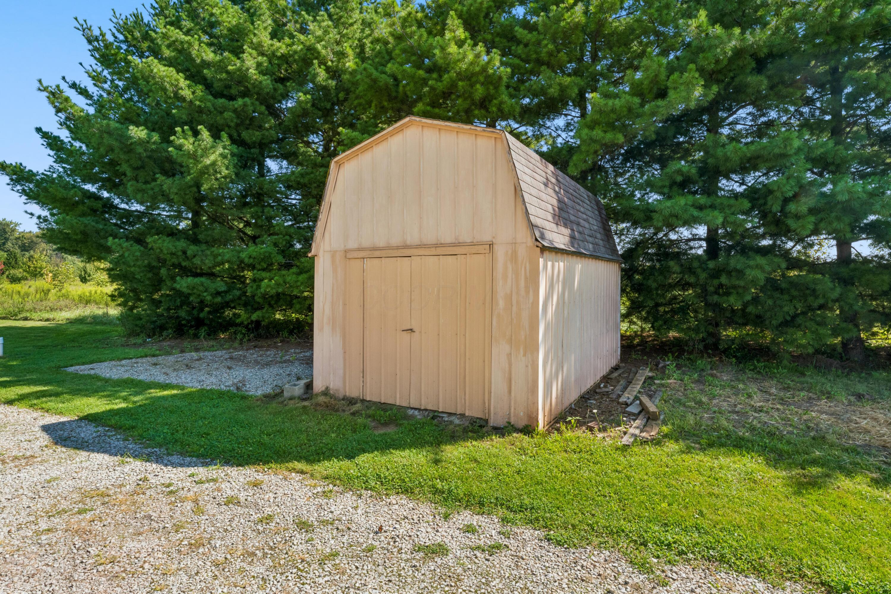 6490 Sparling Road Property Photo 35