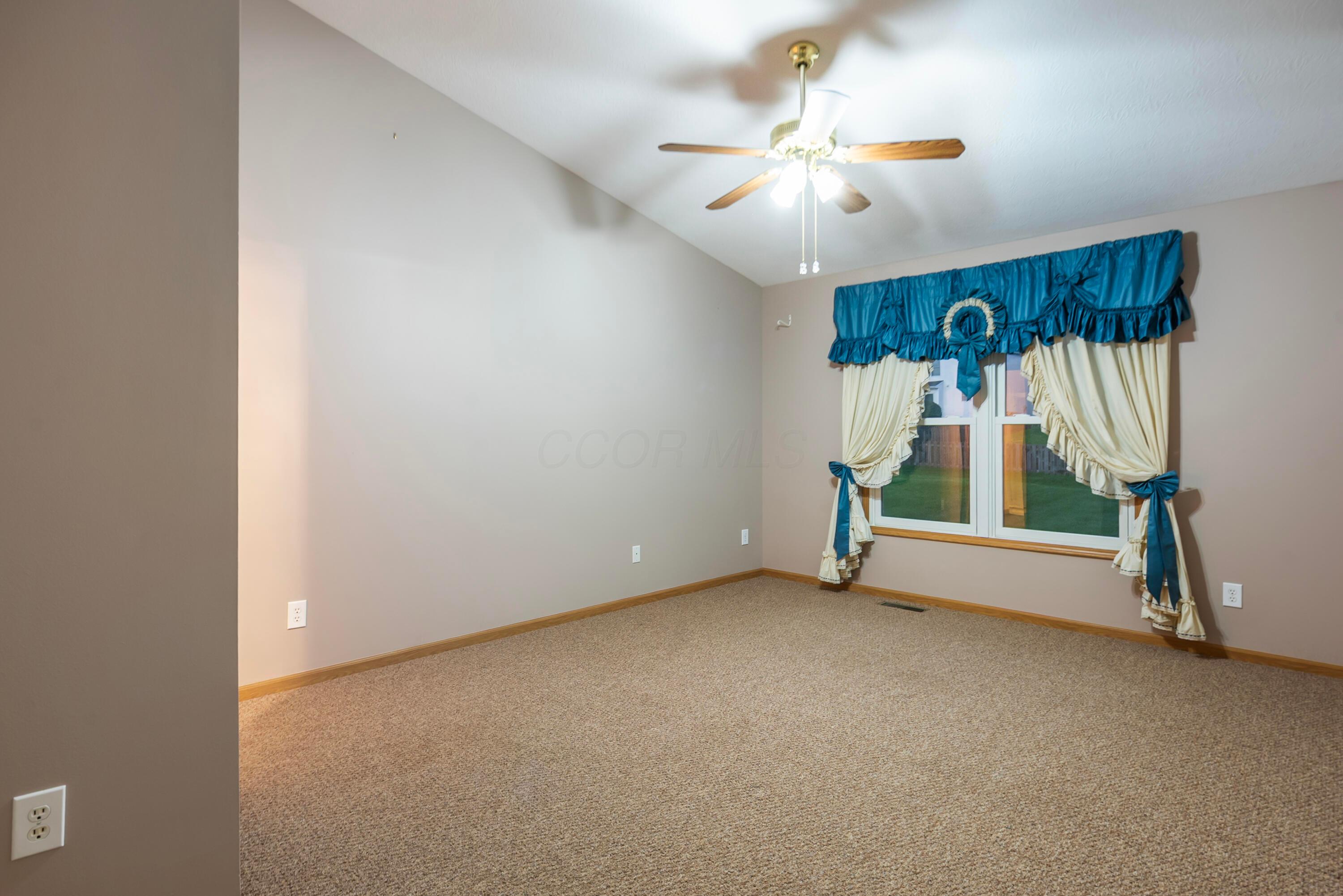 1892 Winterbrook Street Property Photo 12