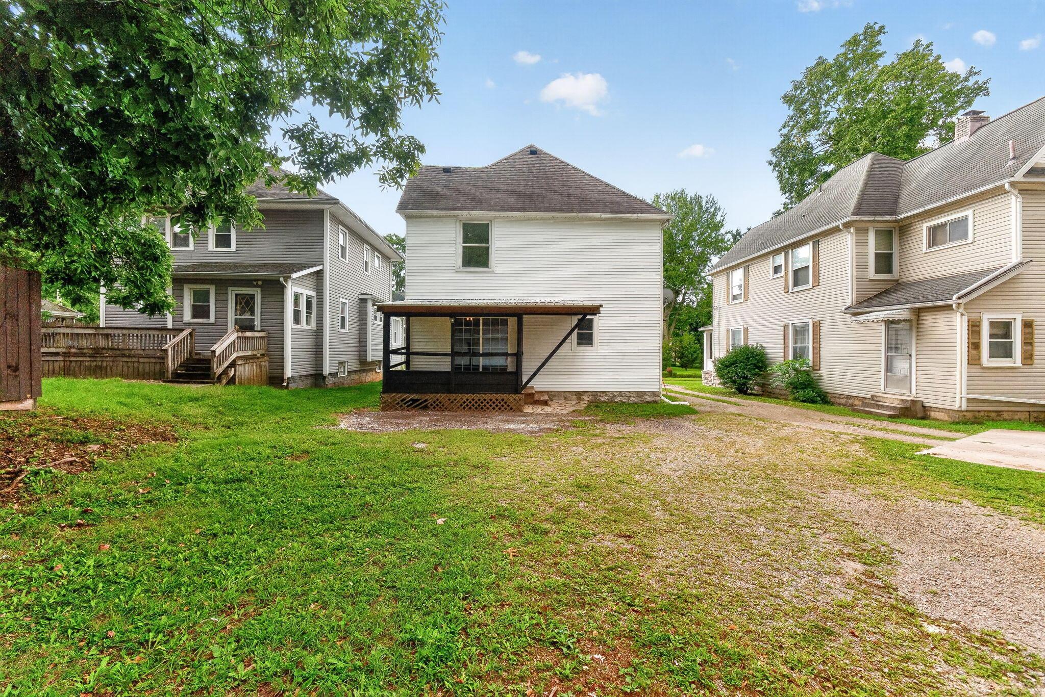 354 Franklin Street Property Photo 6