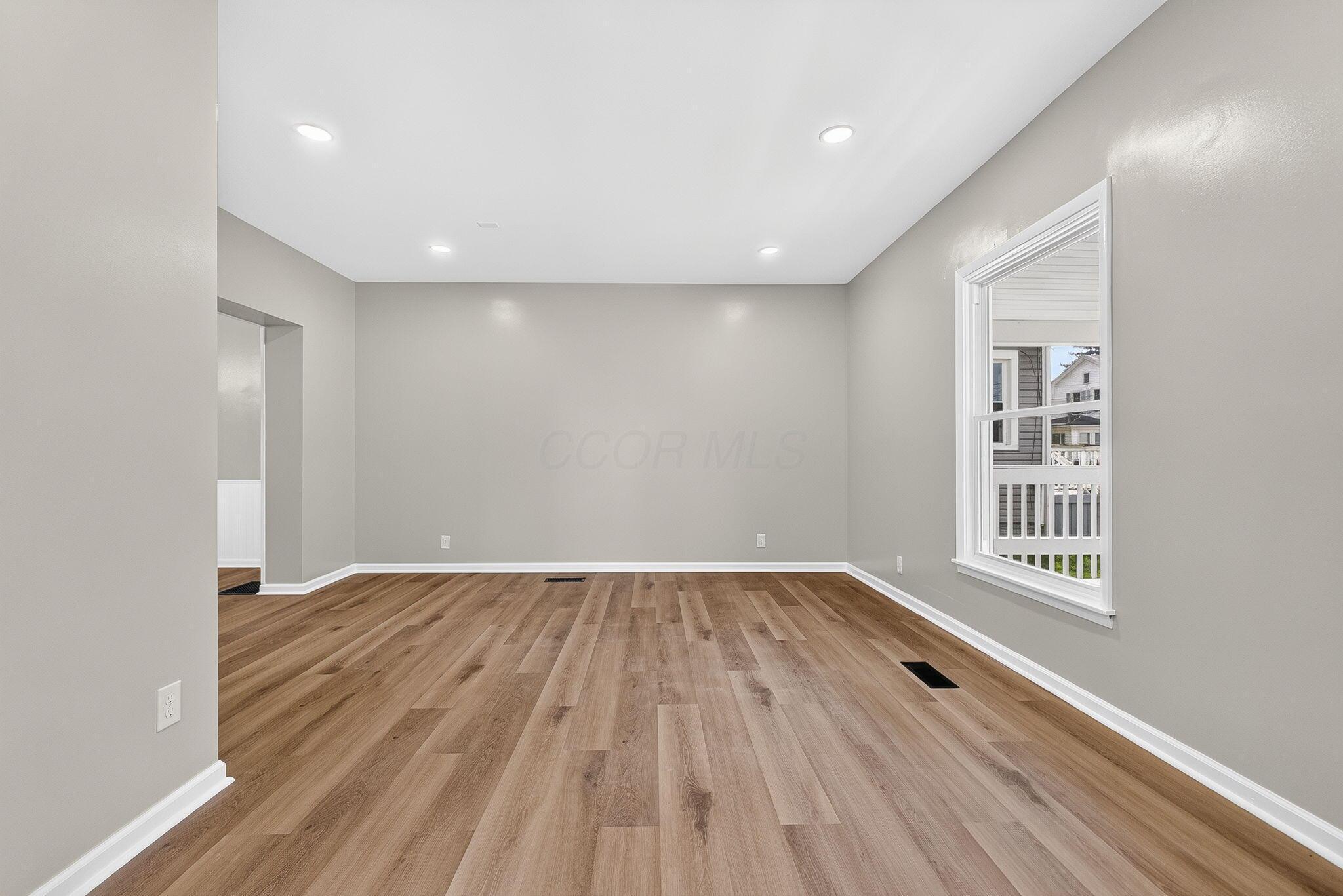354 Franklin Street Property Photo 11